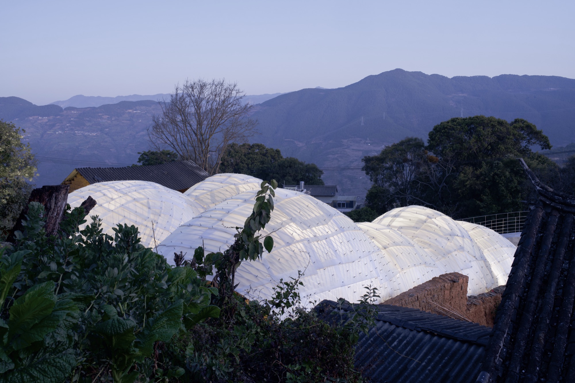 Kong Xiangwei Studio creates Baiyun Duoduo Cultural Center in Yunnan