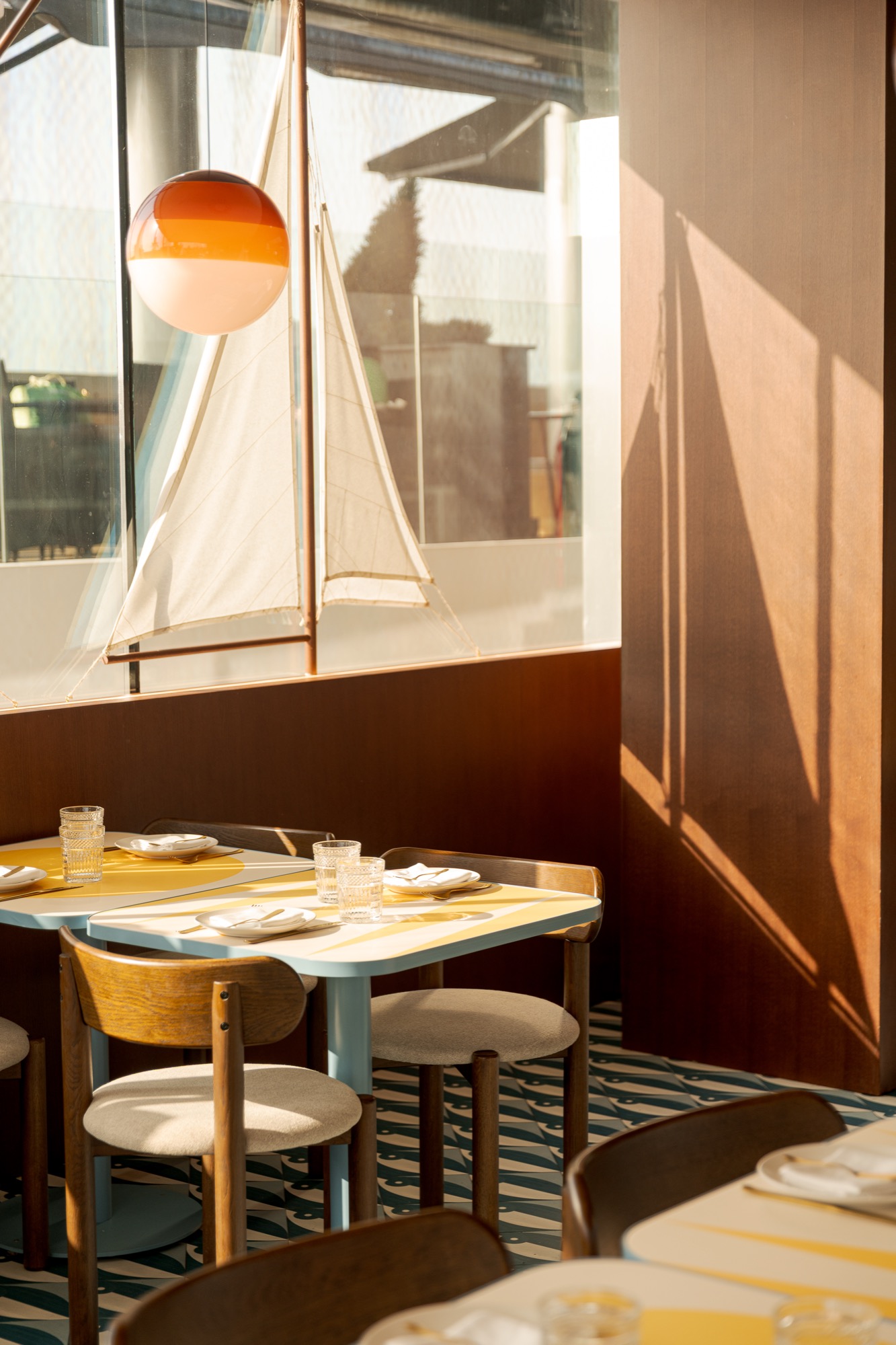 El Mar restaurant in Lisbon by Cateto Cateto merges Portuguese and Brazilian design