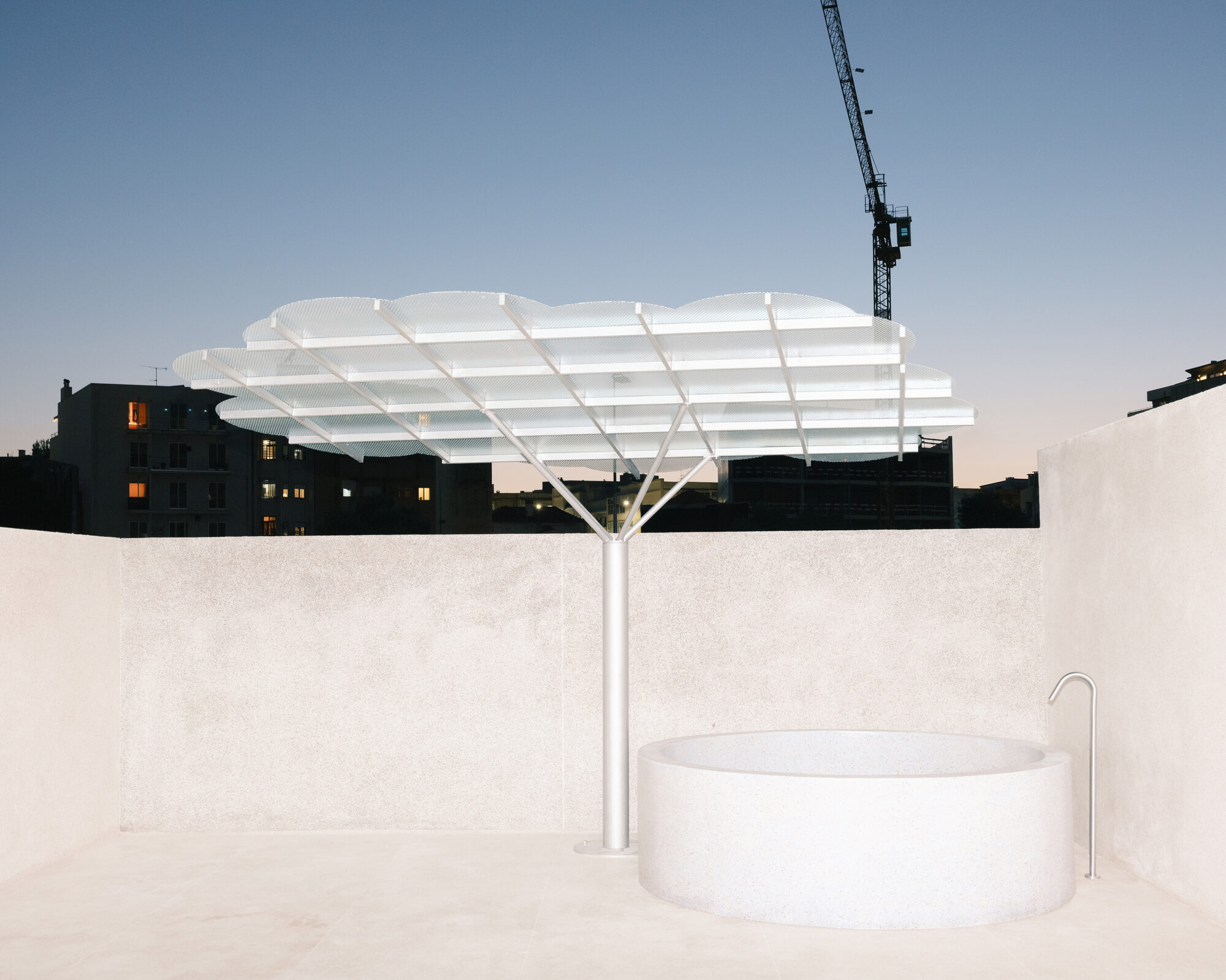The apartment as terrain: Fala Atelier in Vila Nova de Gaia