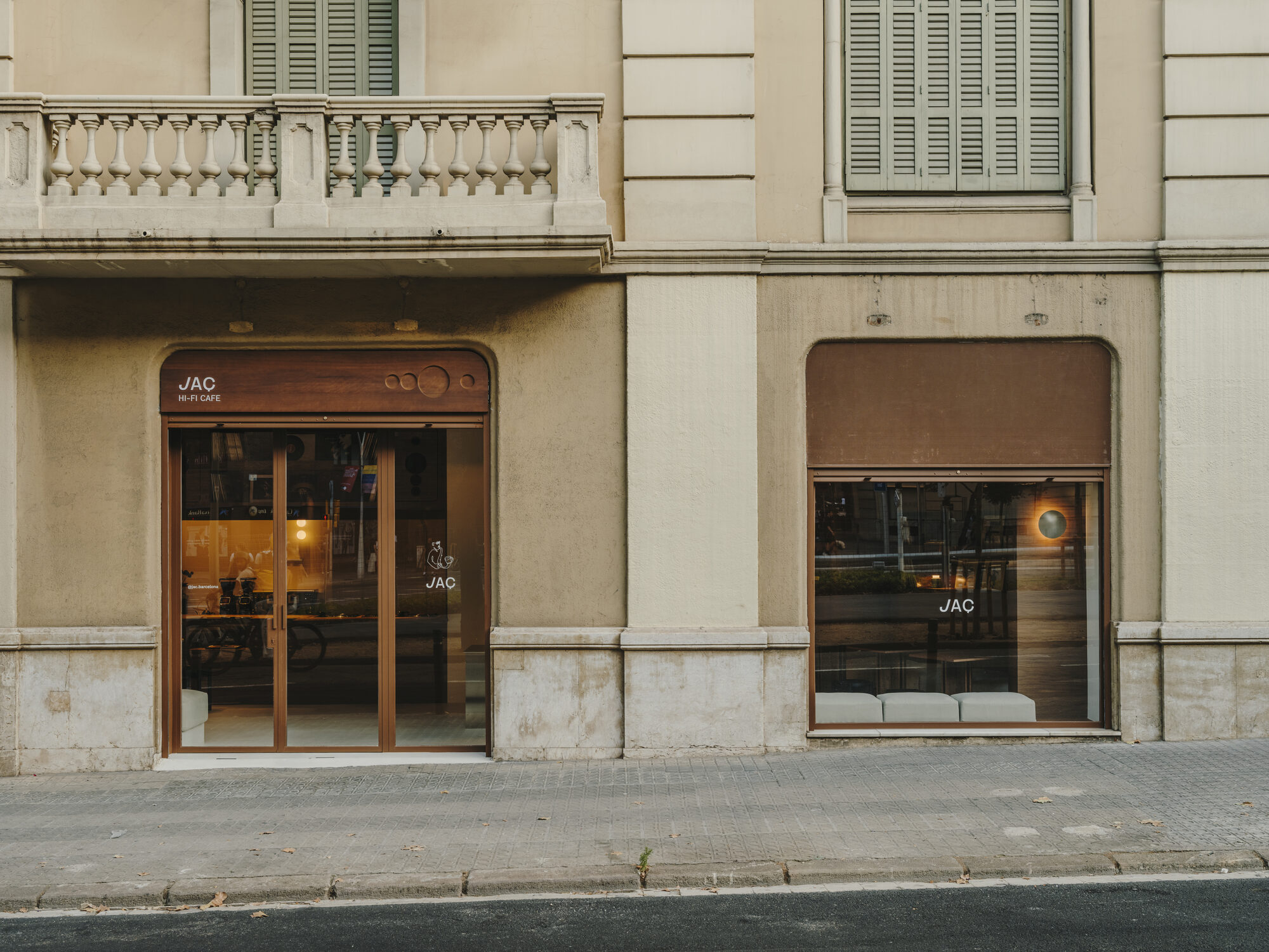 Jaç Hi-Fi Café by Isern Serra combines coffee culture with hi-fi listening in Barcelona