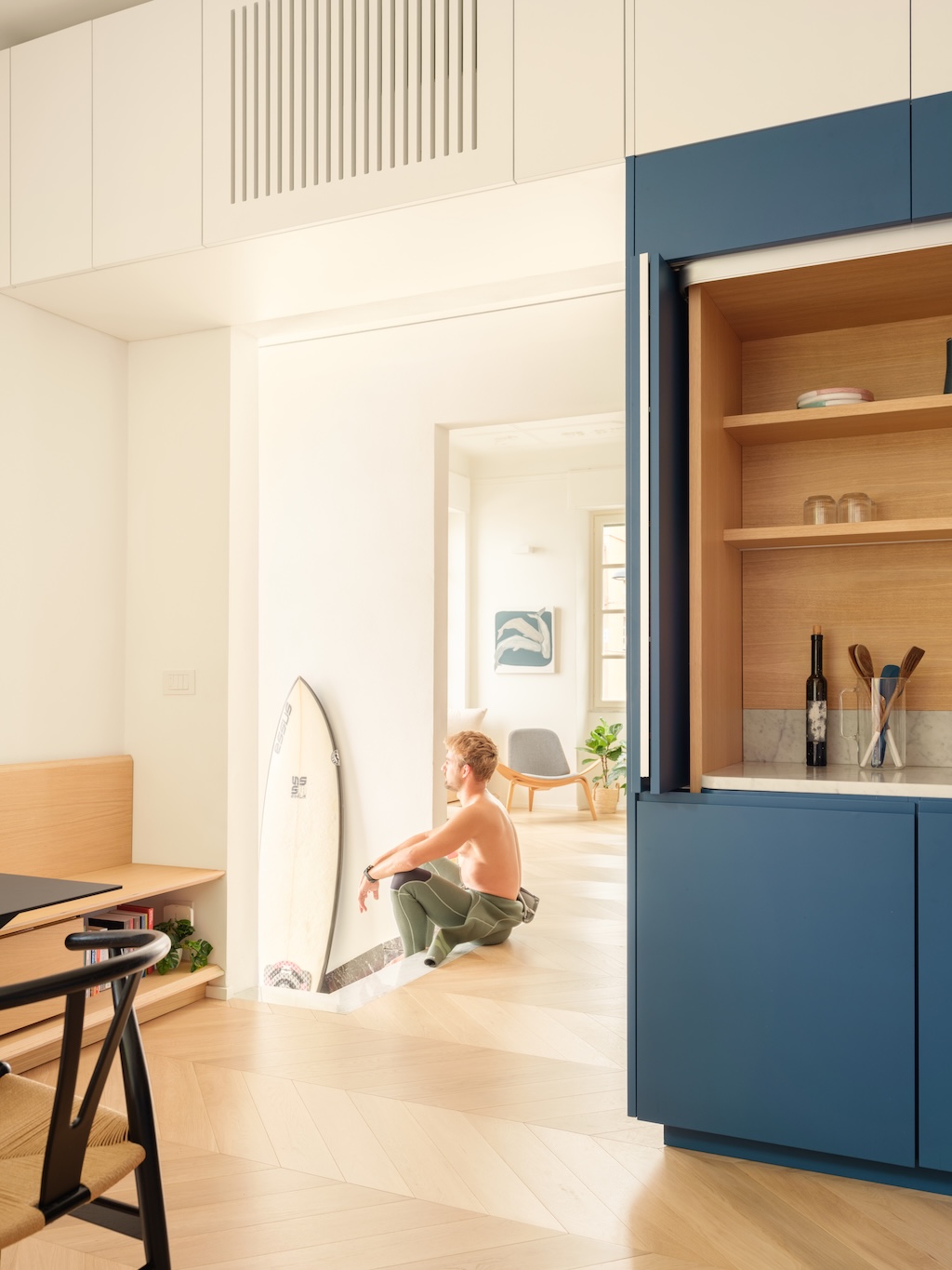 llabb renovates 1930s seafront apartment in Levanto