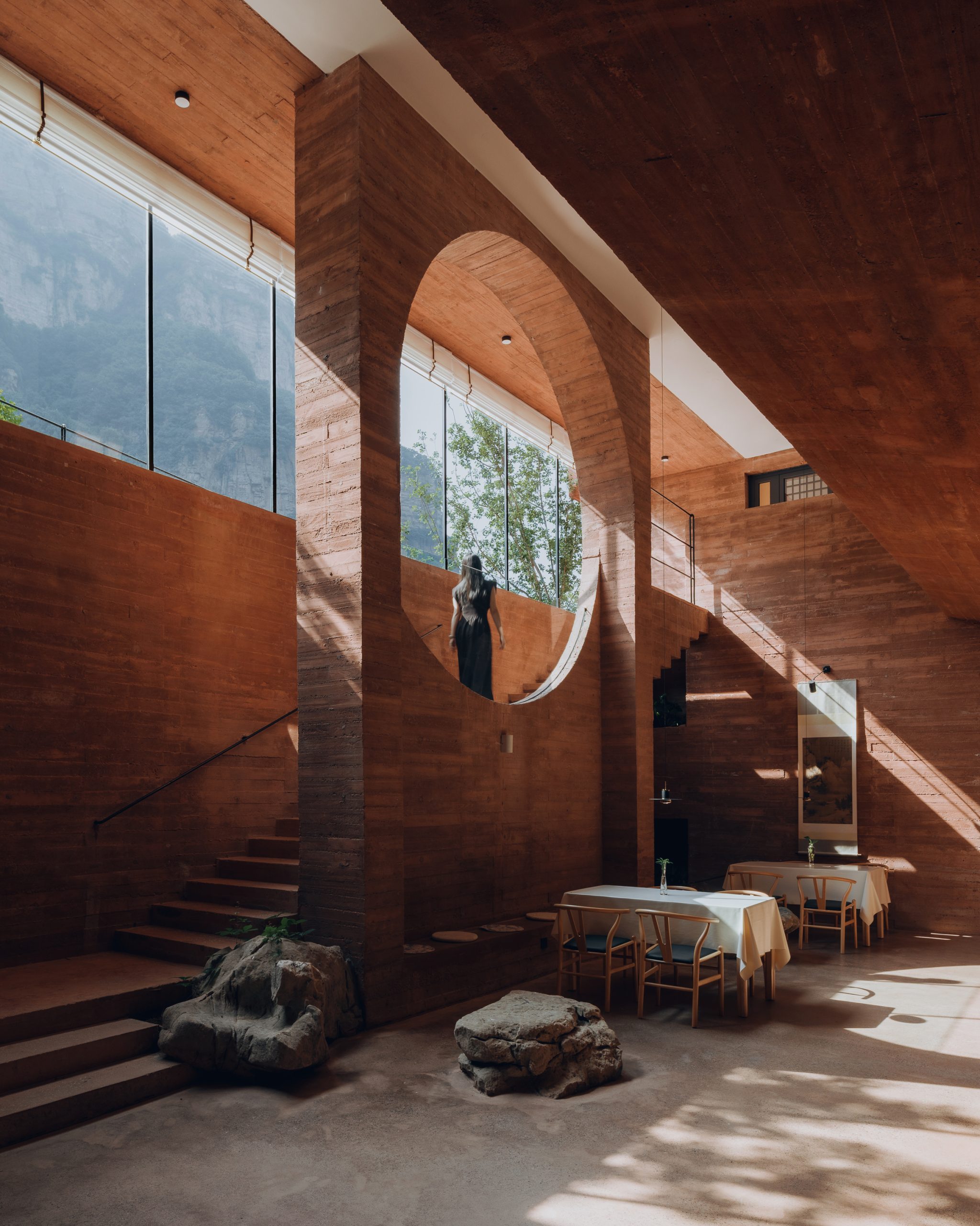 Cafe at Wo Quan Shan Fang framing the Taihang Mountains