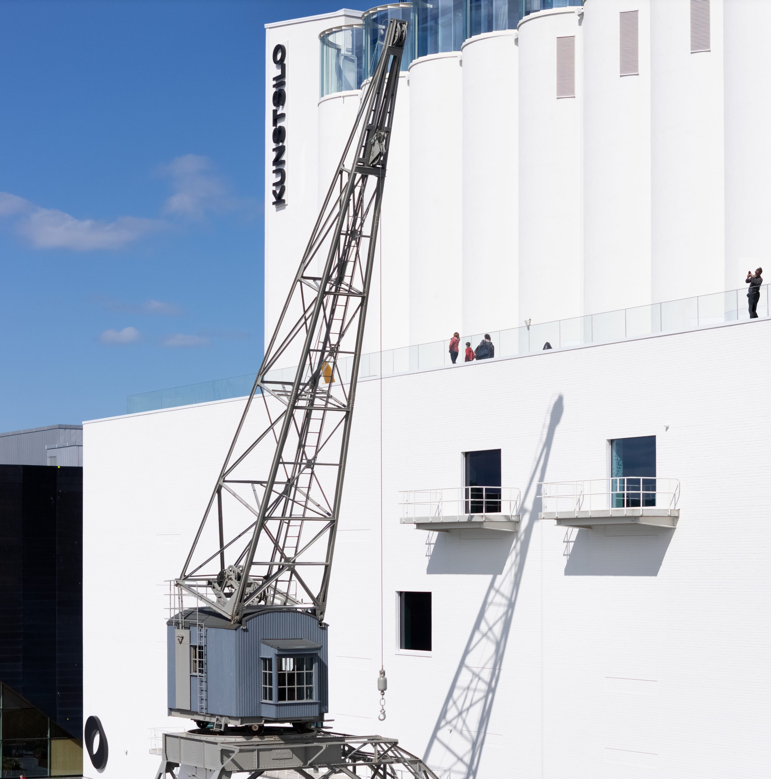 Kunstsilo preserved concrete structure and new museum architecture