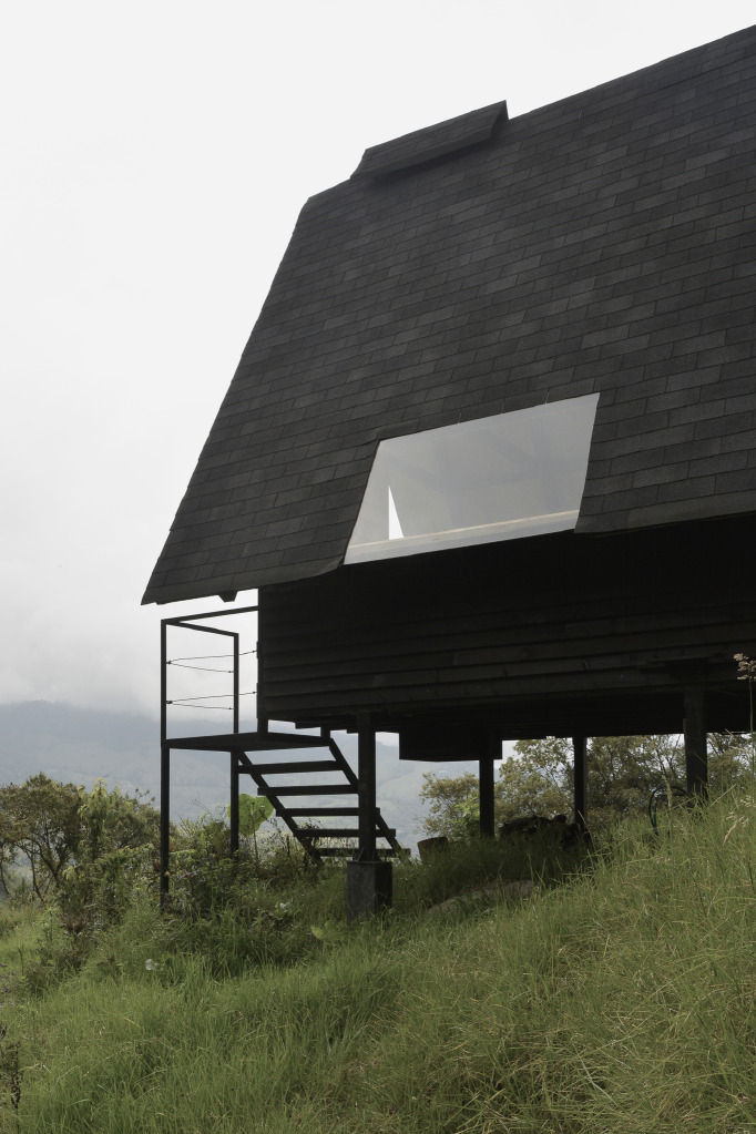 Water Stories Bird Forest shelter exterior in Colombia
