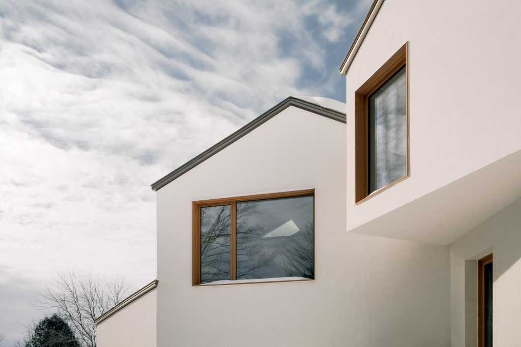 NORM Residence by Alain Carle Architecte in Baie-d’Urfé, Quebec