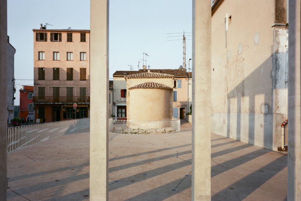 Biot Municipal Building Extension by Atelier EGR in Biot, France. Photo by Giaime Meloni.