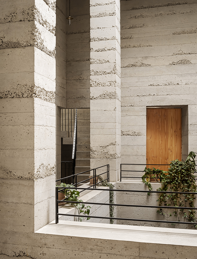 House 1736 by HARQUITECTES