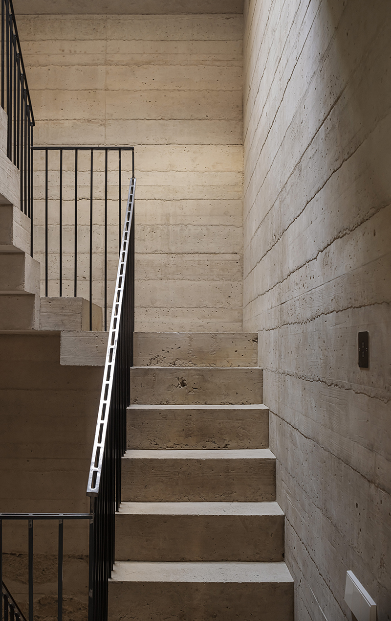 House 1736 by HARQUITECTES