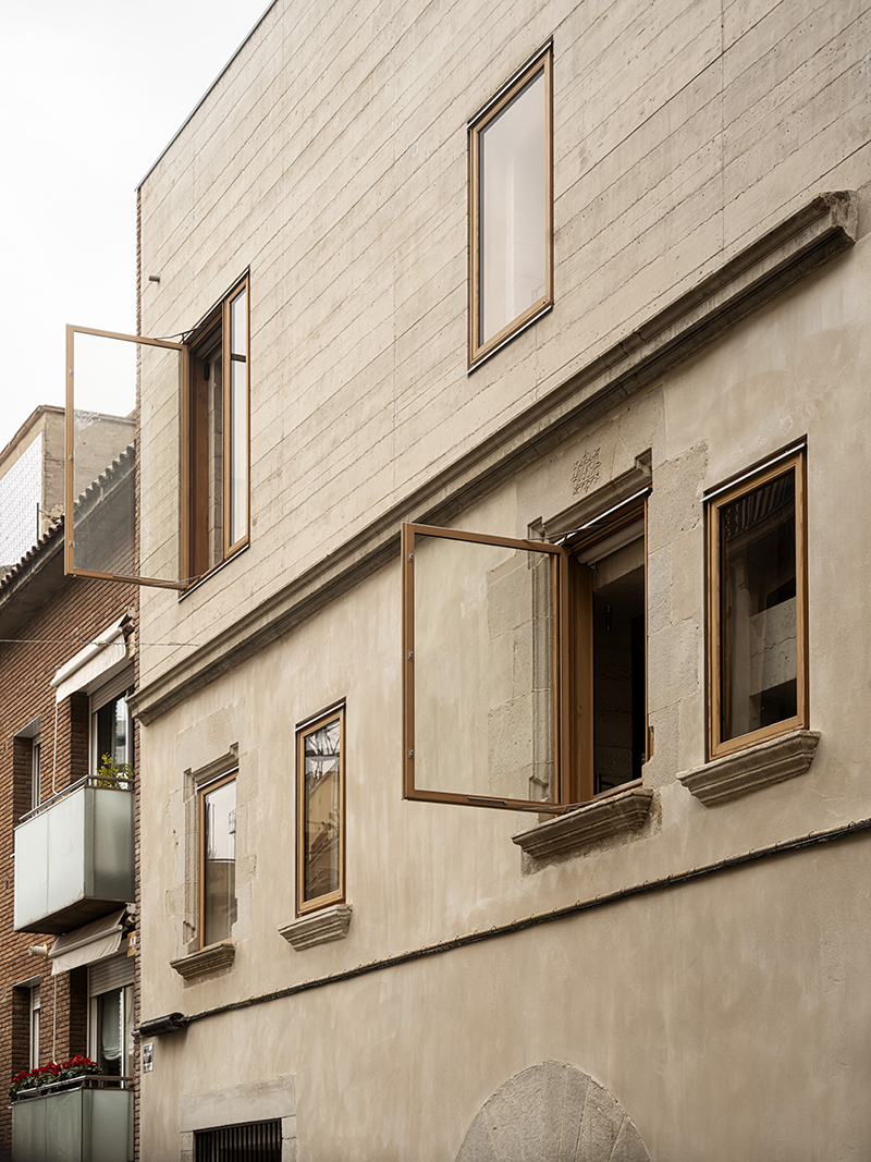 House 1736 by HARQUITECTES