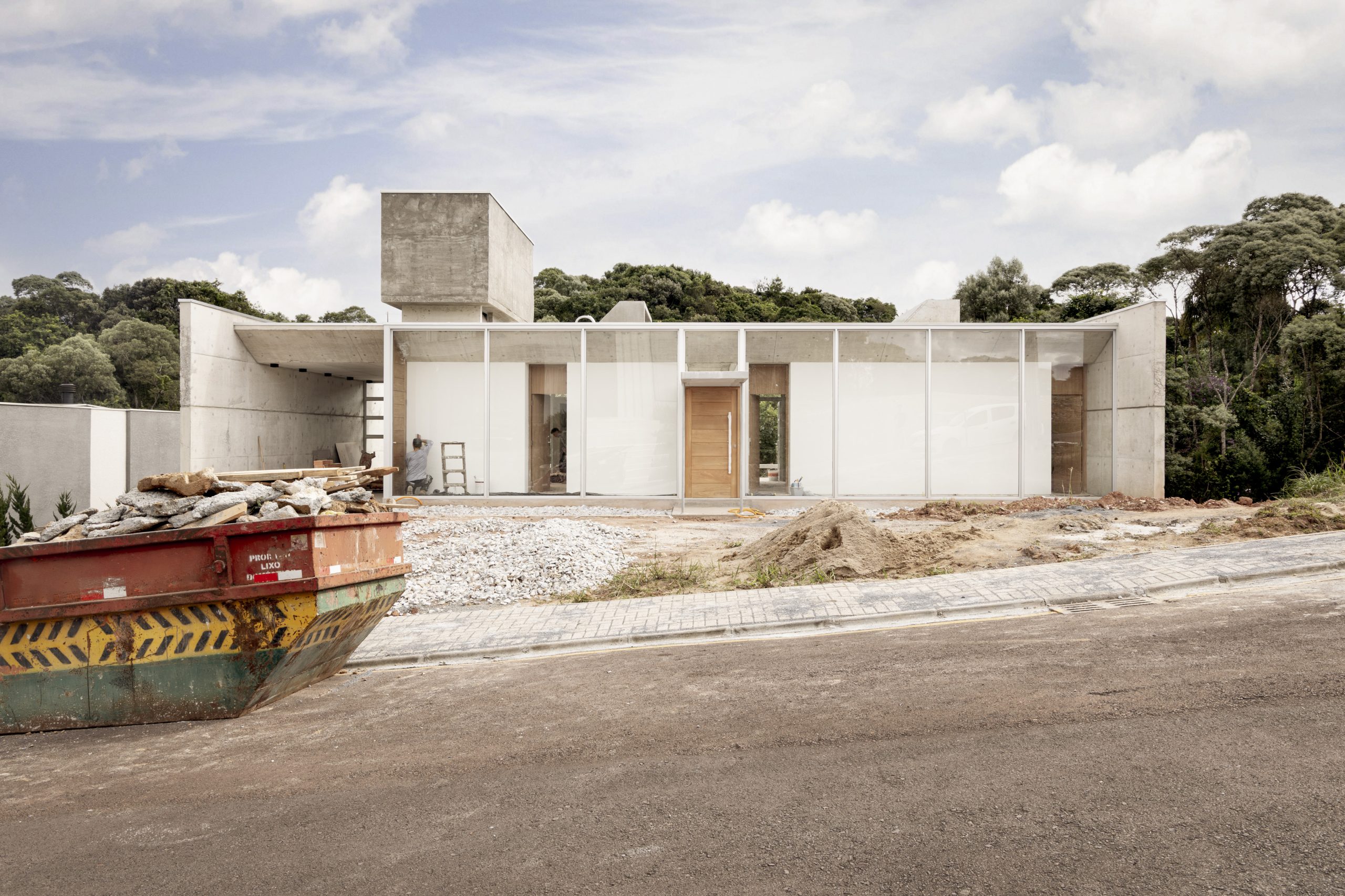 Casa Lucy in the Sky with Diamonds by YVA Arquitetura, photographed by Mahani Siqueira