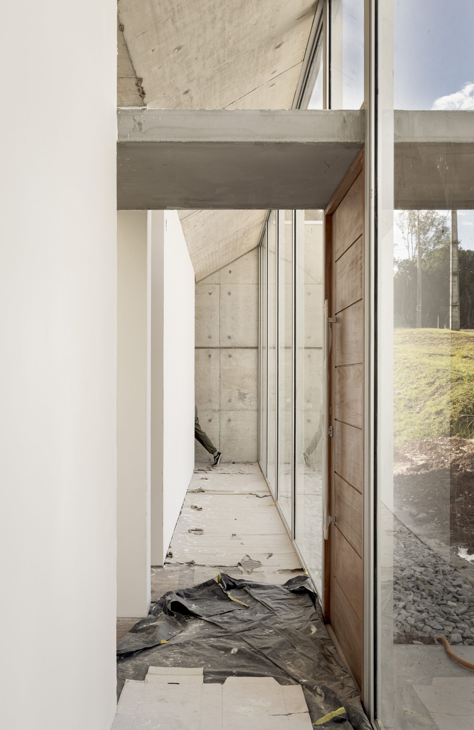 Casa Lucy in the Sky with Diamonds by YVA Arquitetura, photographed by Mahani Siqueira