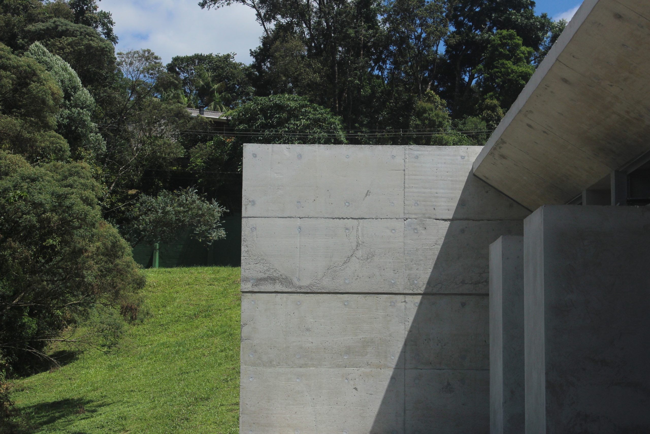 Casa Lucy in the Sky with Diamonds by YVA Arquitetura, photographed by Mahani Siqueira