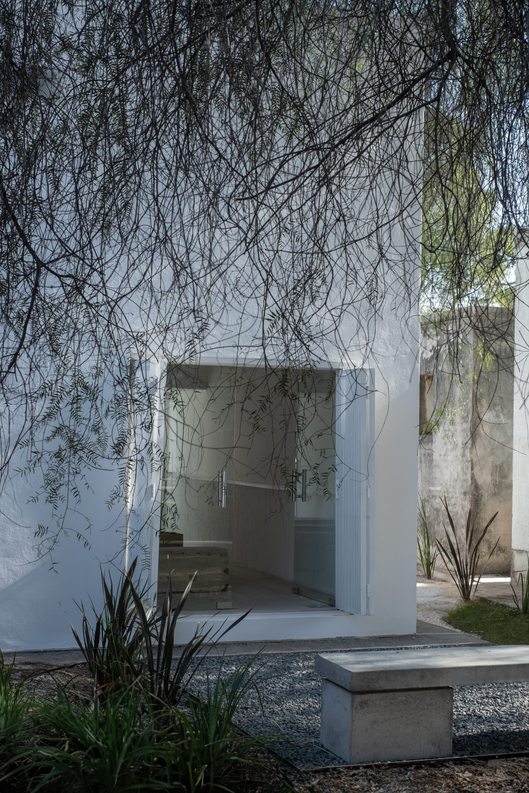 San Jeronimo Chapel by Esteras Perrote, photographed by Andres Dominguez