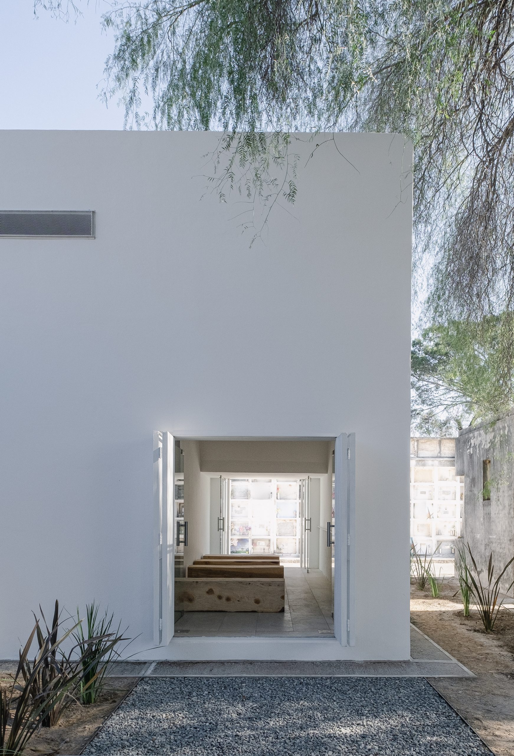 San Jeronimo Chapel by Esteras Perrote, photographed by Andres Dominguez