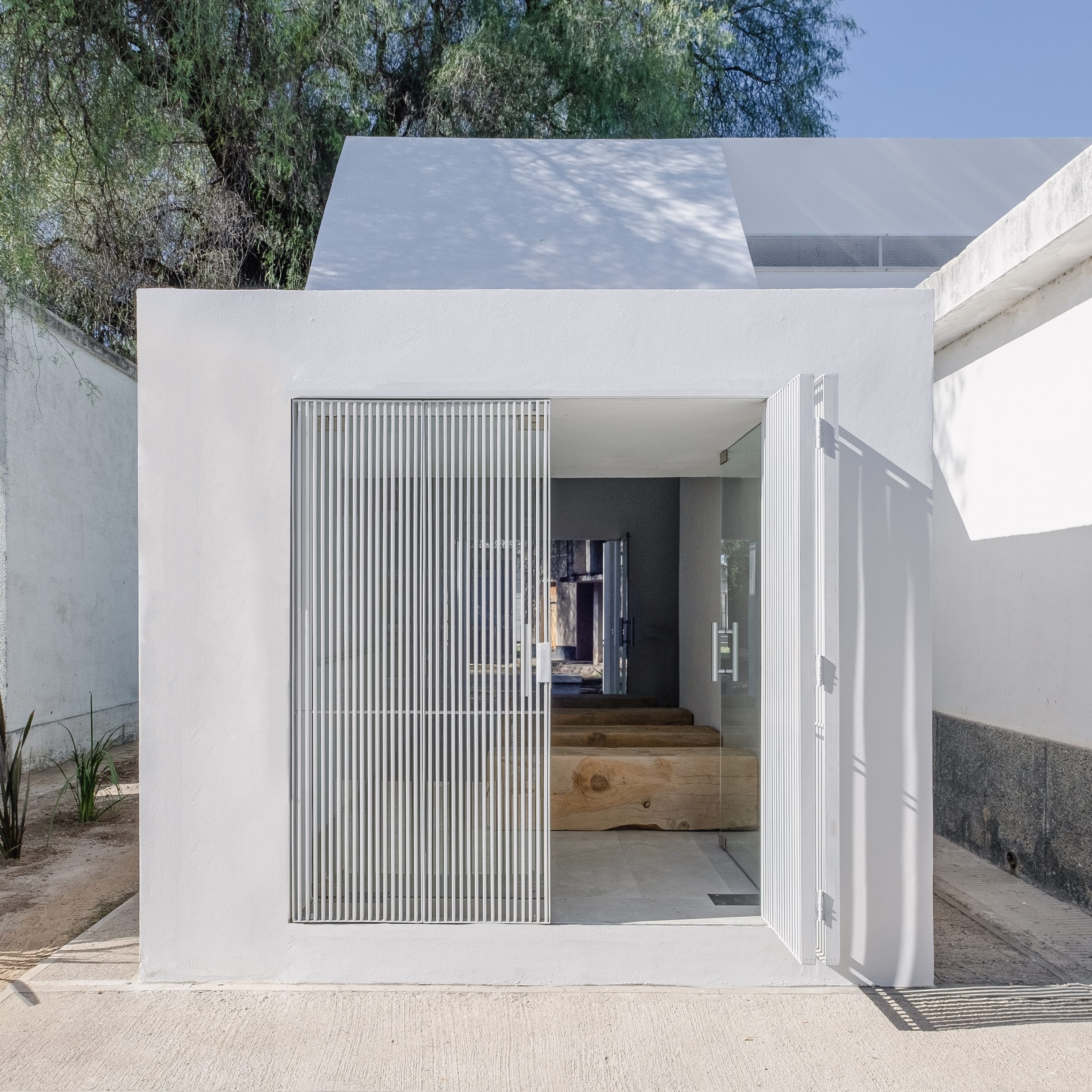 San Jeronimo Chapel by Esteras Perrote, photographed by Andres Dominguez