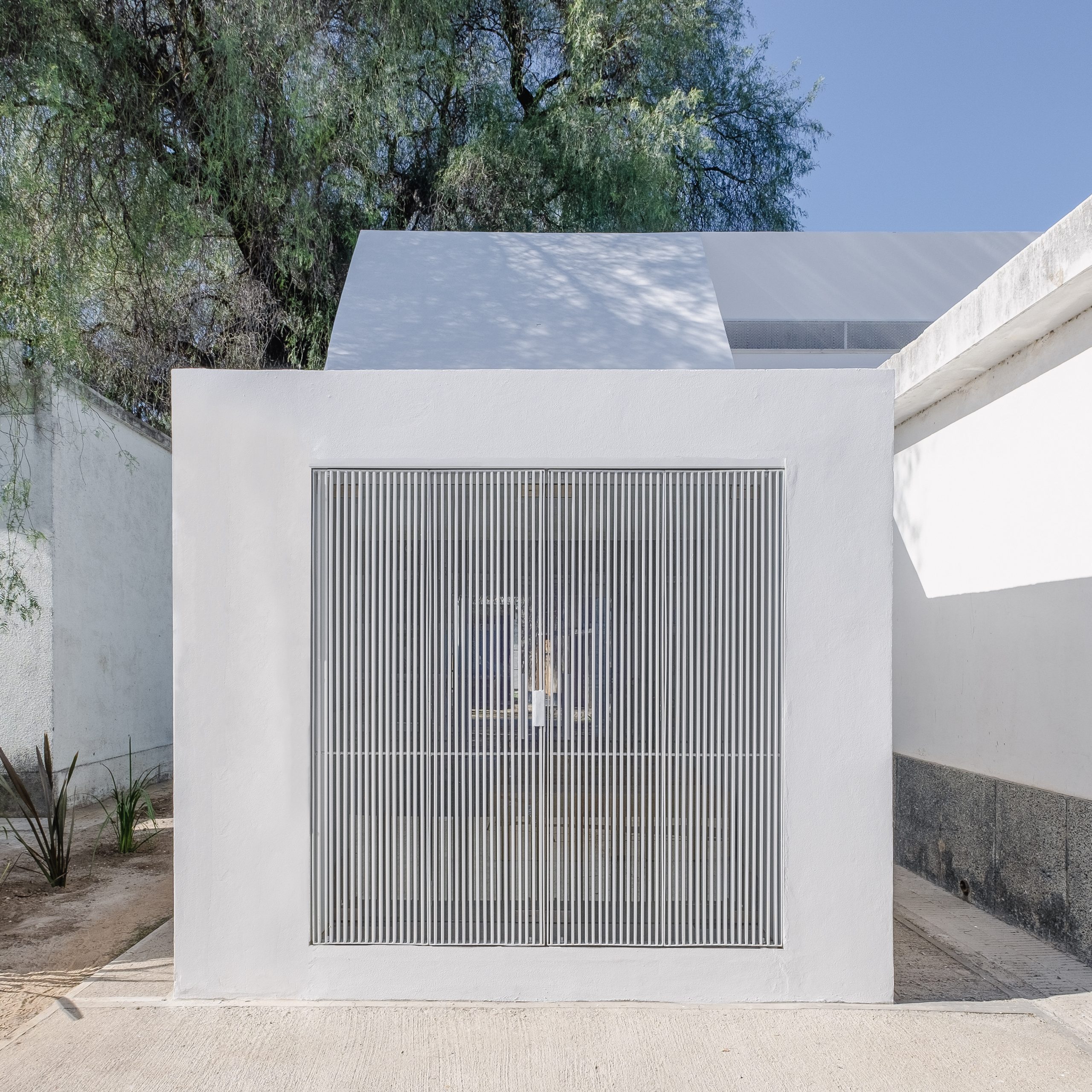 San Jeronimo Chapel by Esteras Perrote, photographed by Andres Dominguez