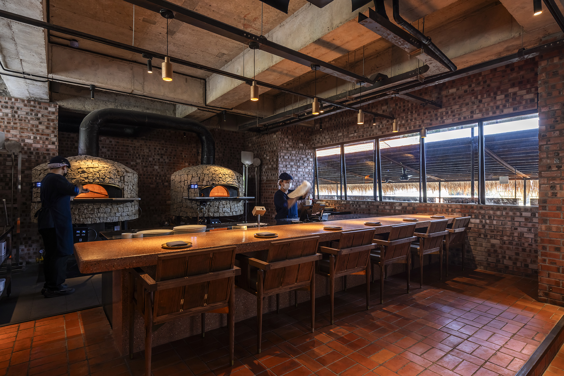 Pizza counter on the ground floor