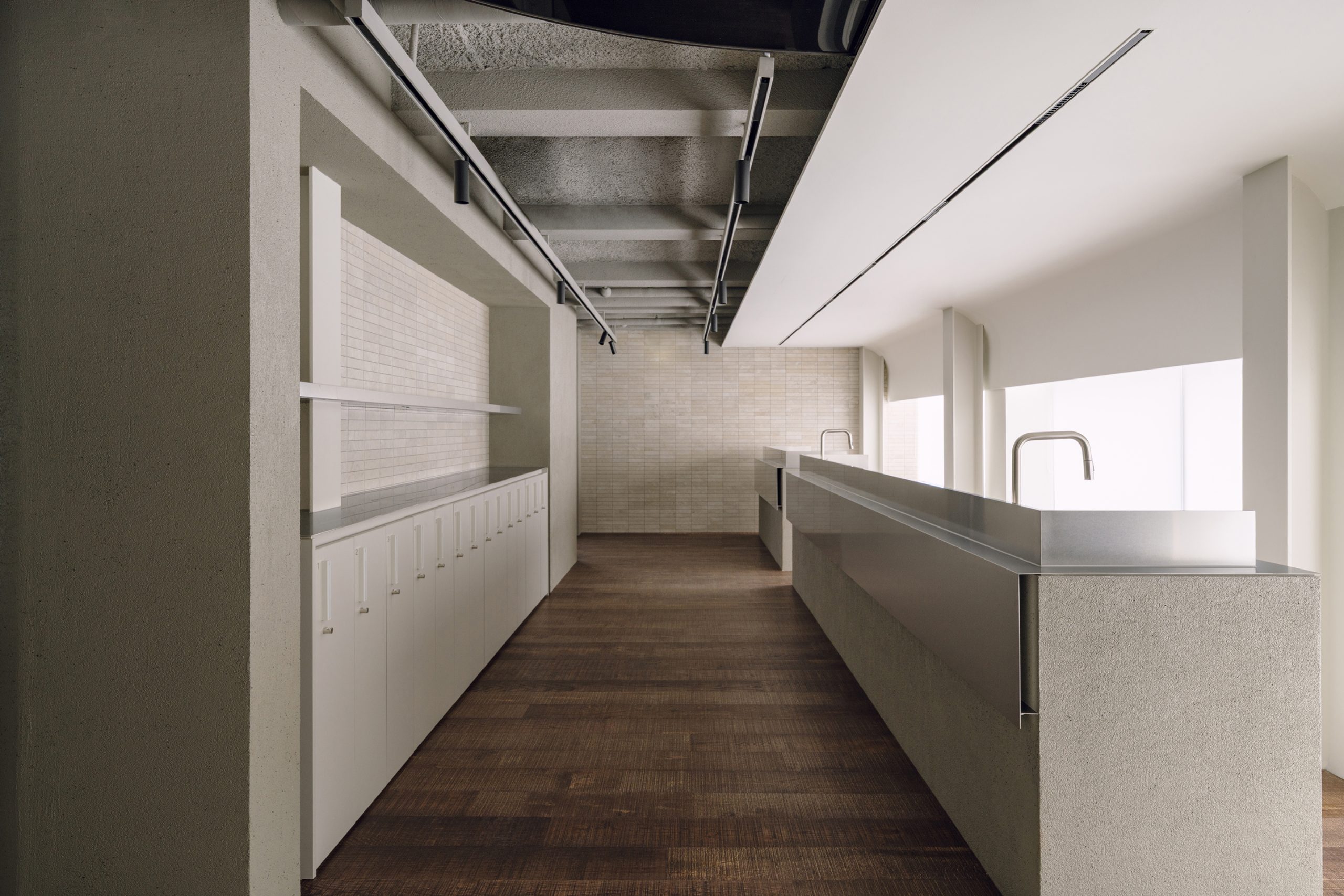 Open sightline through the consultation area