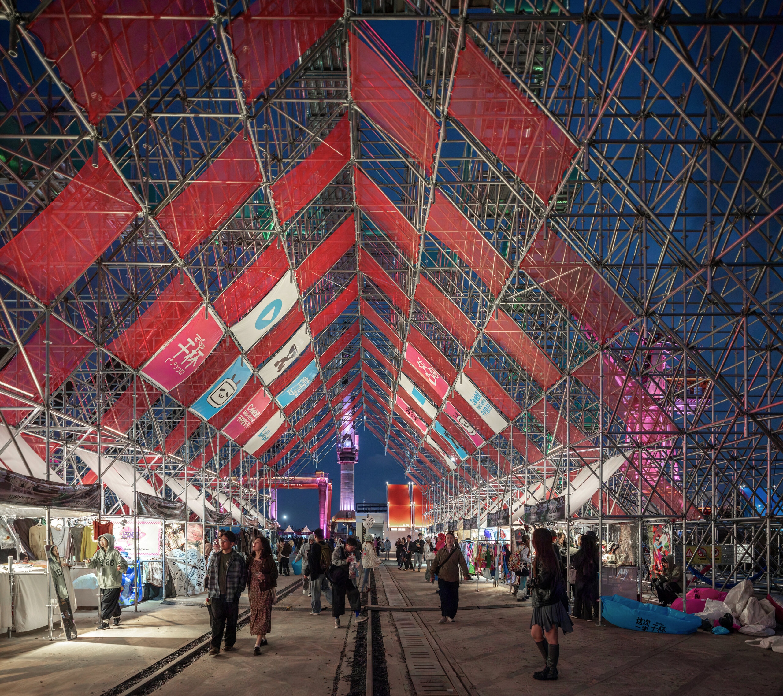 Triangular vaulted market space beneath Mount Bazaar