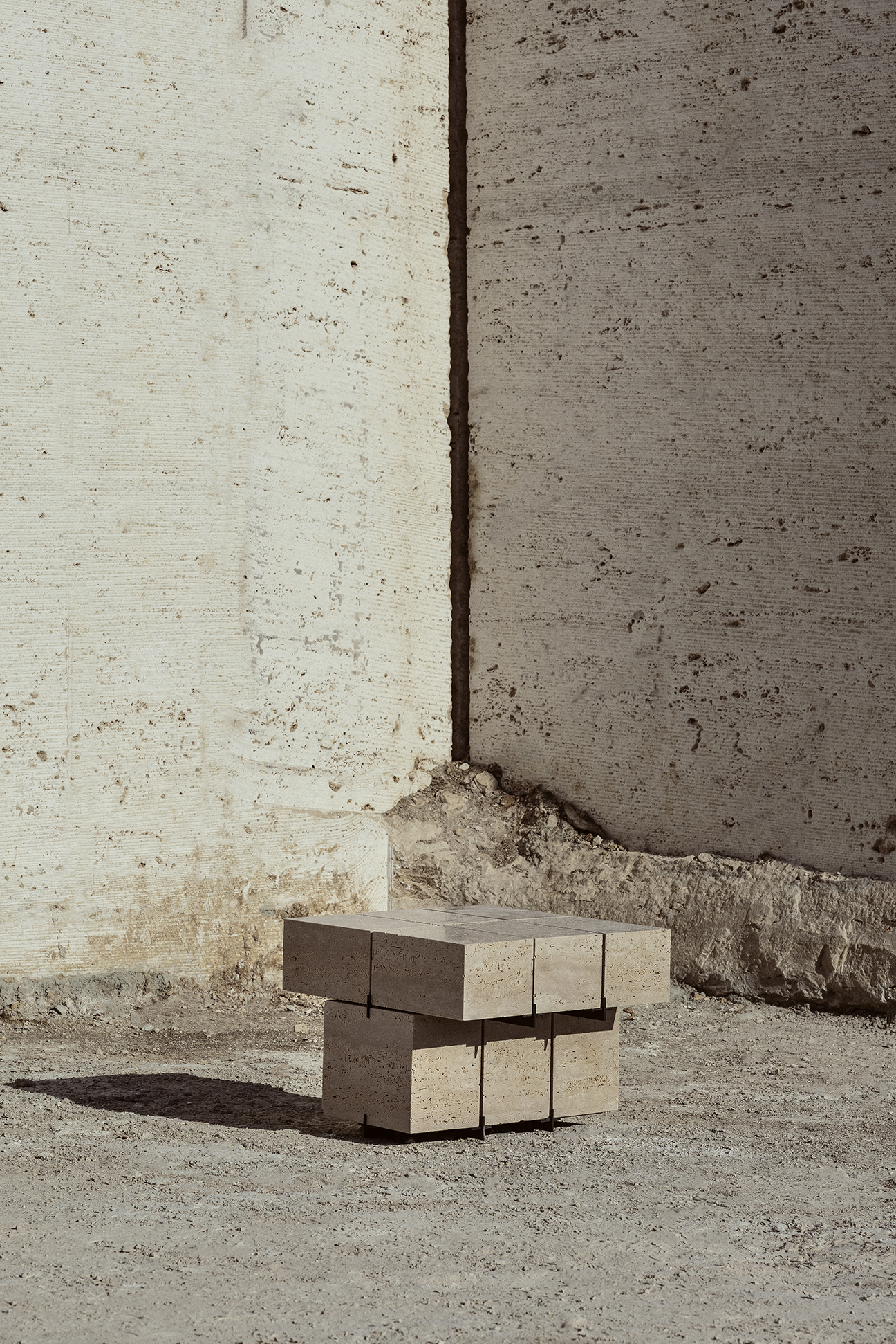 Second view of Nodum modular travertine coffee tables