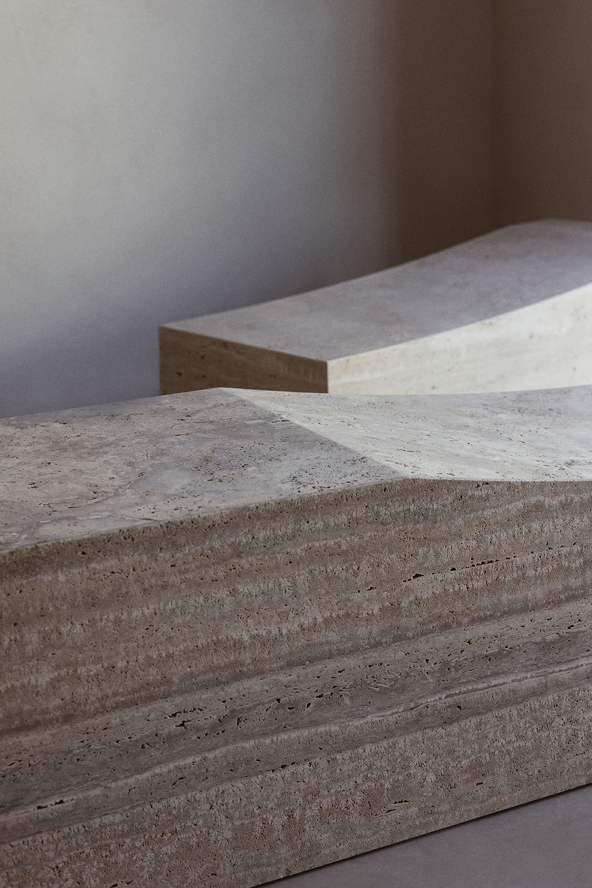 Detail of the curved seat on the Mon bench