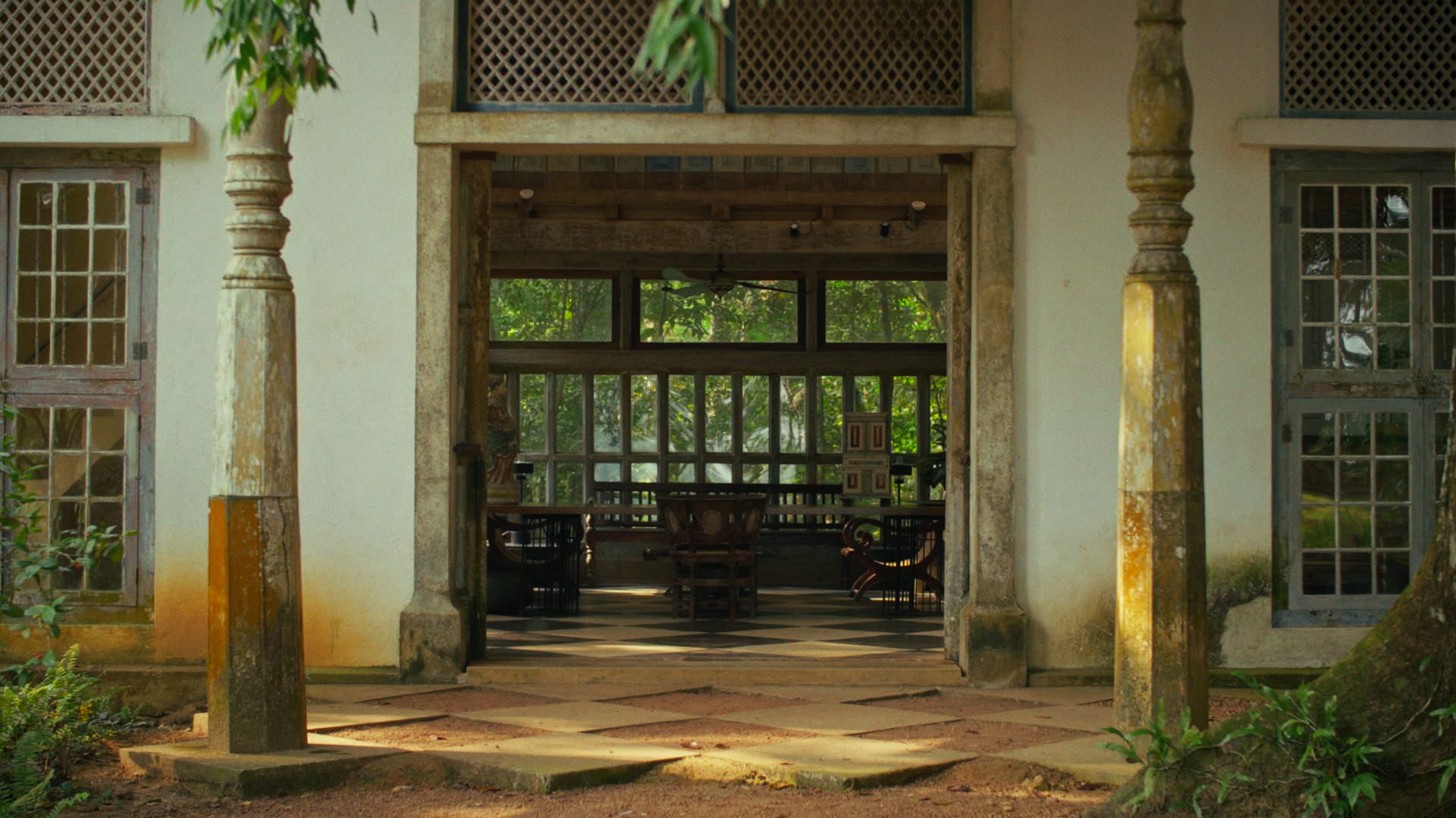 Sandella Garden Room at Lunuganga in Bentota, Sri Lanka