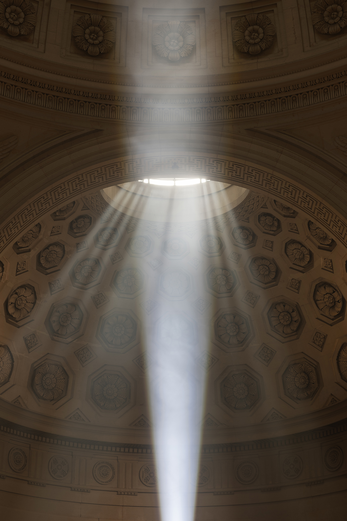 Threshold by Emilio Ferro at the Chapelle Expiatoire, photographed by Roberto Conte