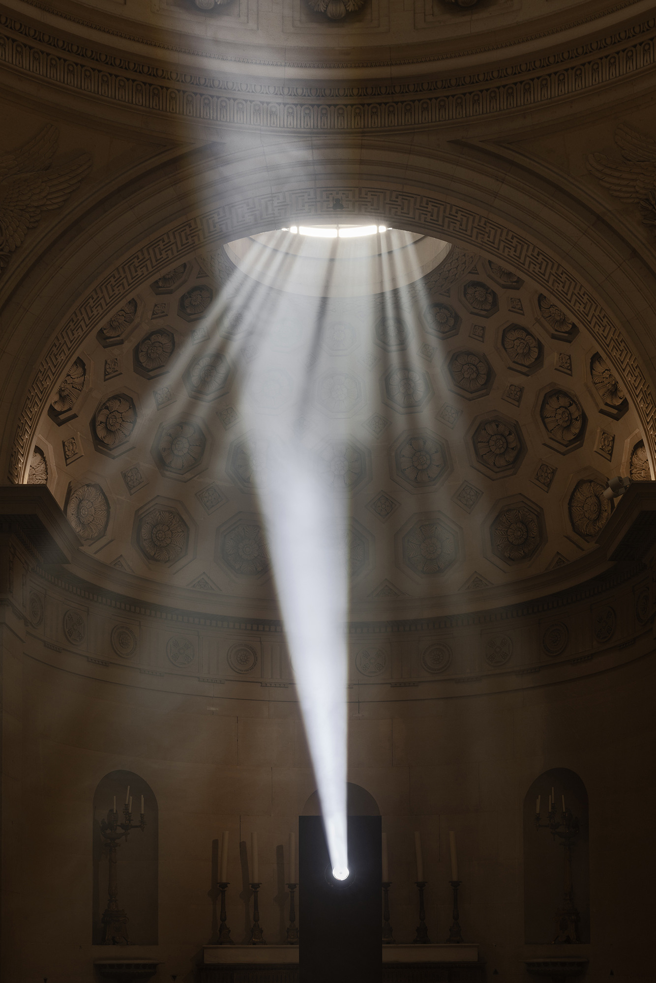 Threshold by Emilio Ferro at the Chapelle Expiatoire, photographed by Roberto Conte