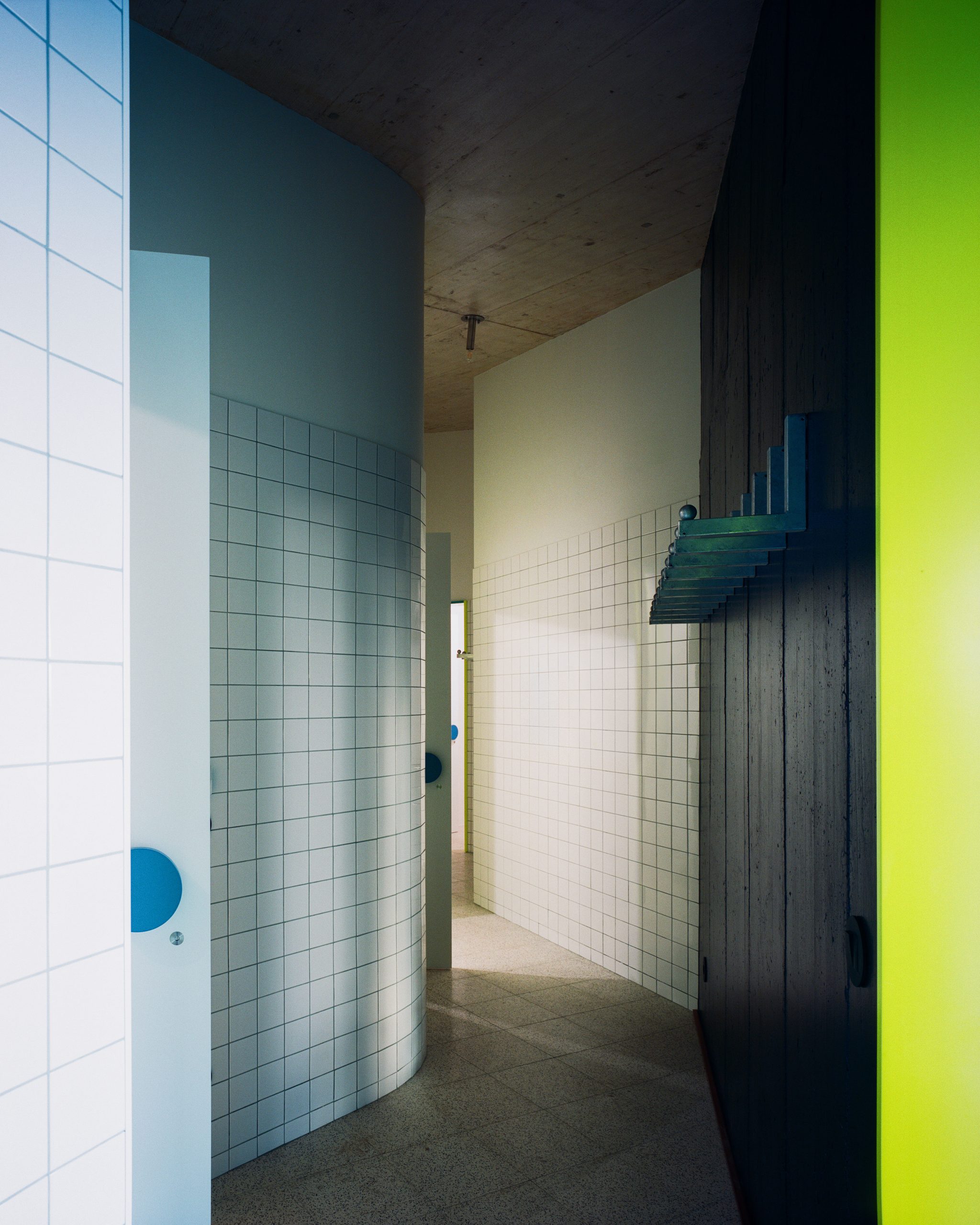 Cookie Cutter Retreat: secondary space L building