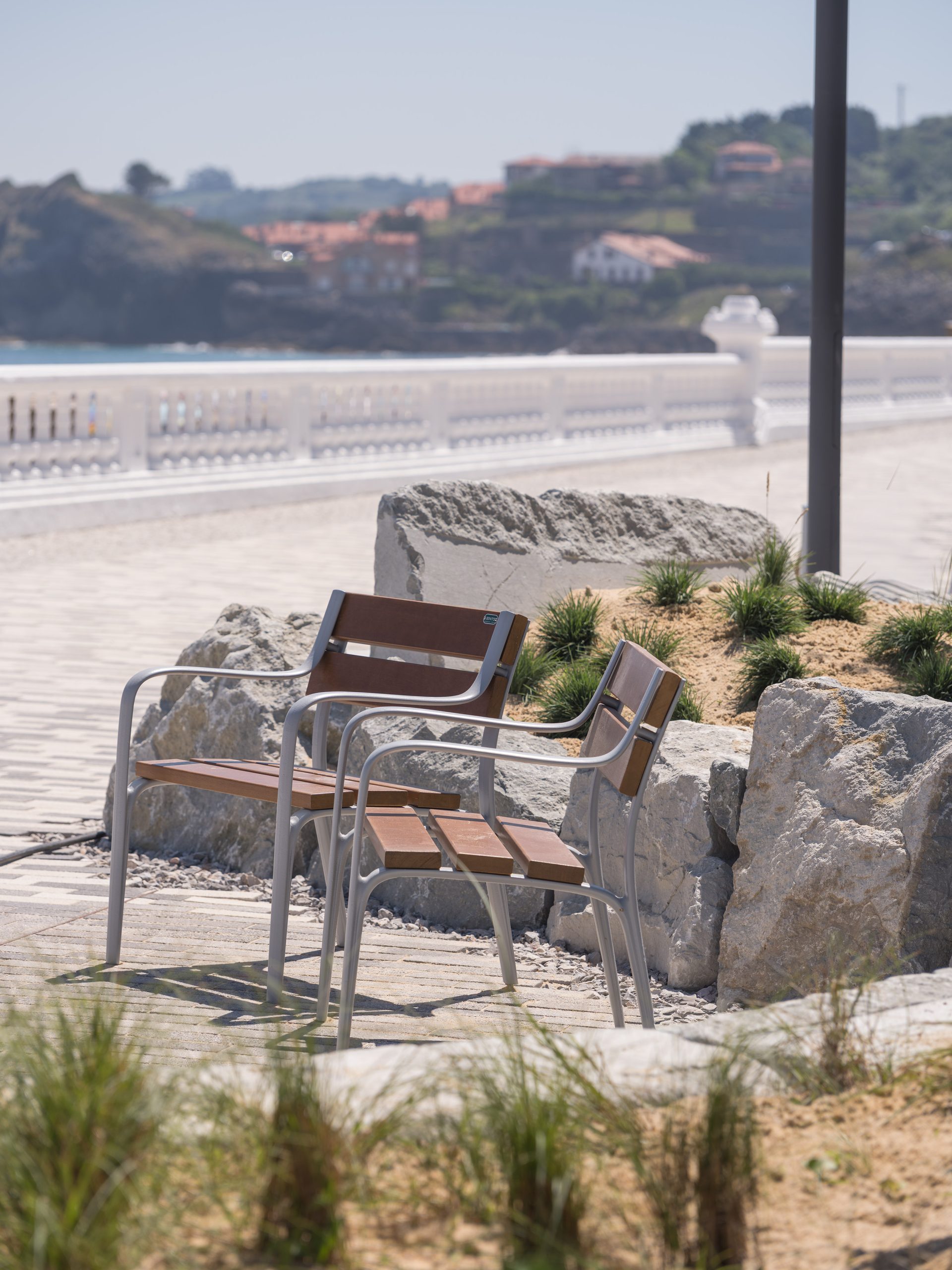 Comillas Waterfront Promenade by Héctor Navarro + arkhitekton