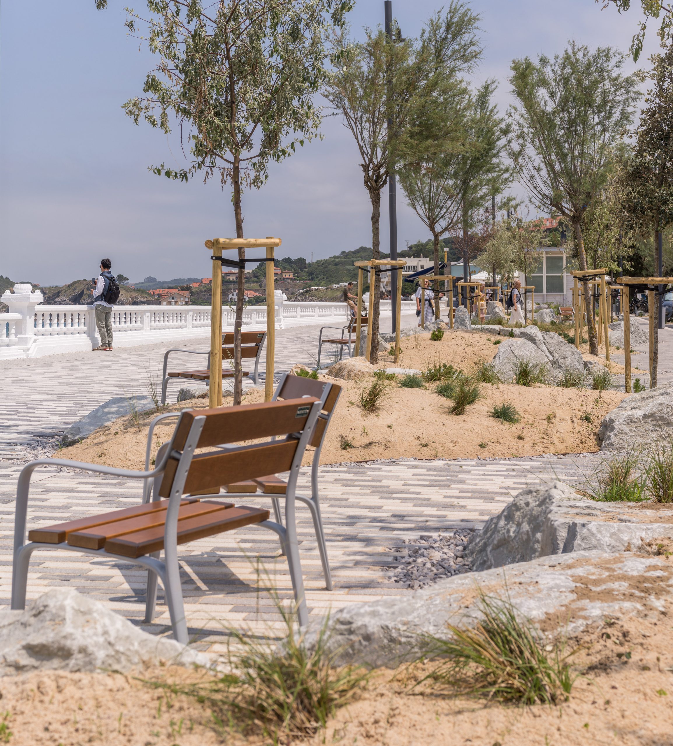 Comillas Waterfront Promenade by Héctor Navarro + arkhitekton