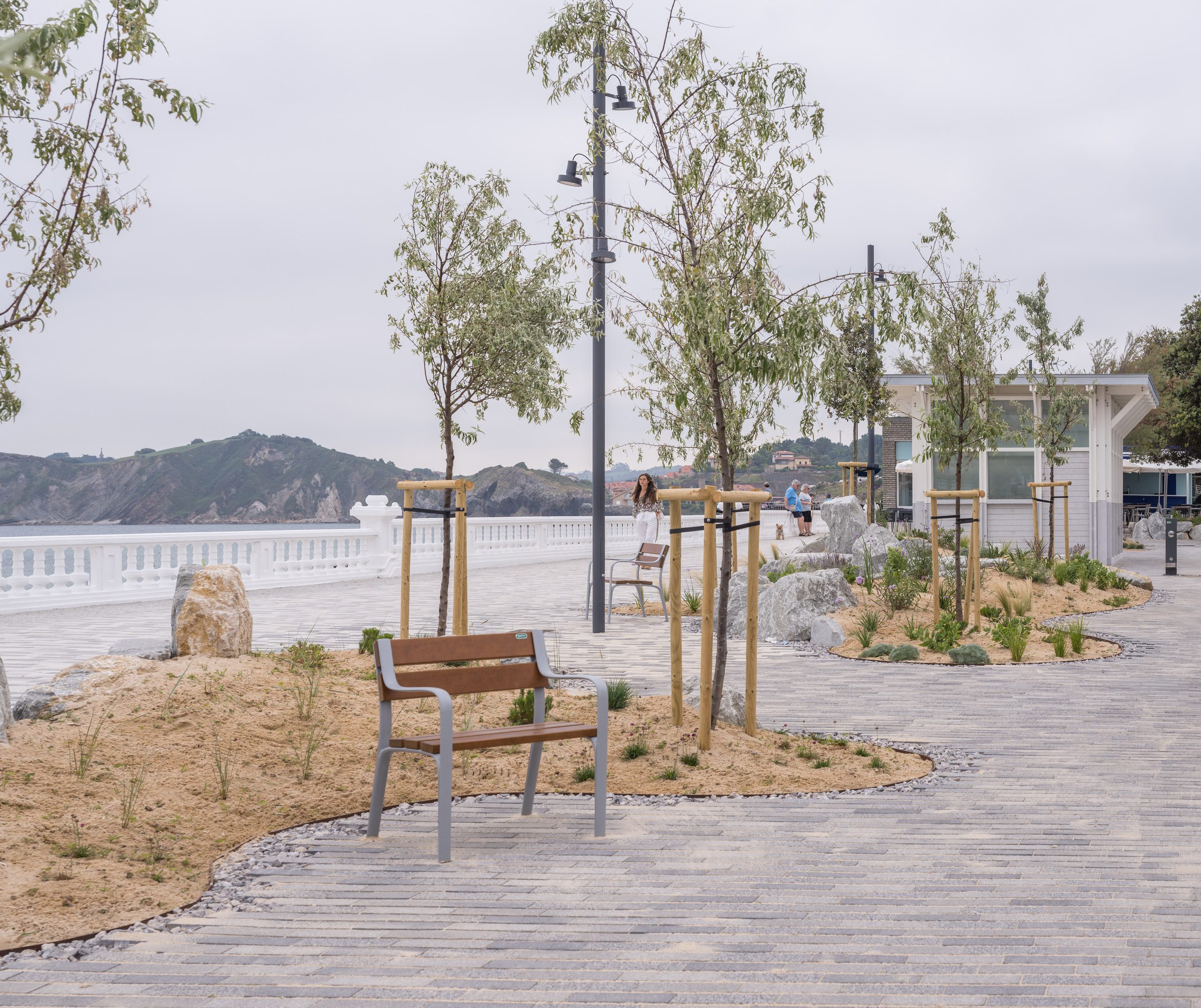 Comillas Waterfront Promenade by Héctor Navarro + arkhitekton