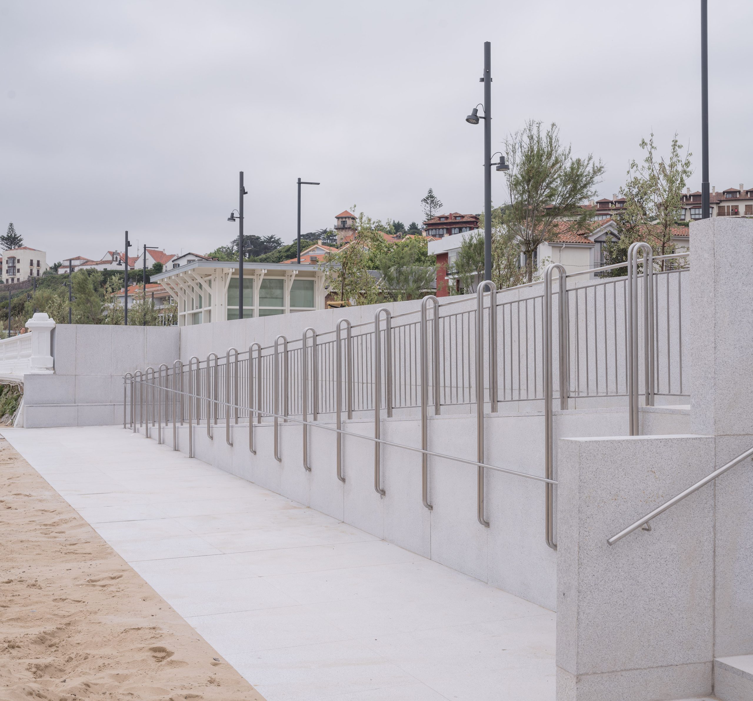 Comillas Waterfront Promenade by Héctor Navarro + arkhitekton