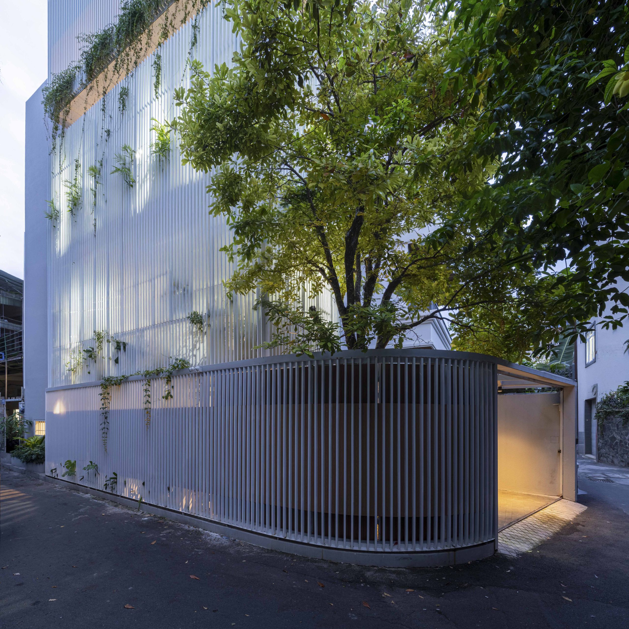 Half Solid House by Túi Studio — Vũng Tàu, Vietnam
