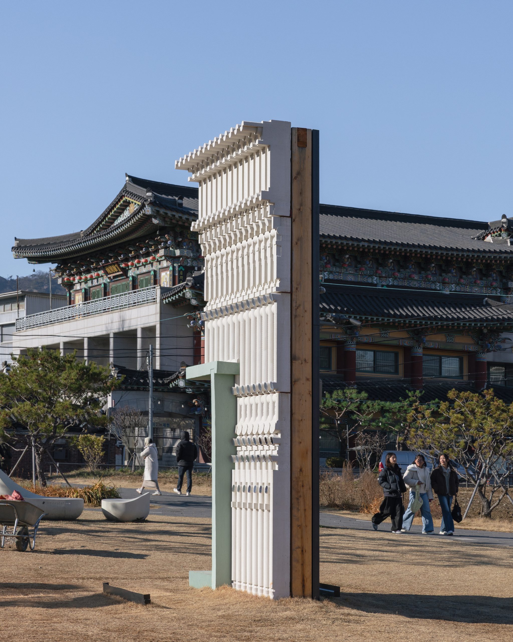 Echo installation by Bureau de Change at Songhyeon Green Plaza, Seoul Biennale 2025