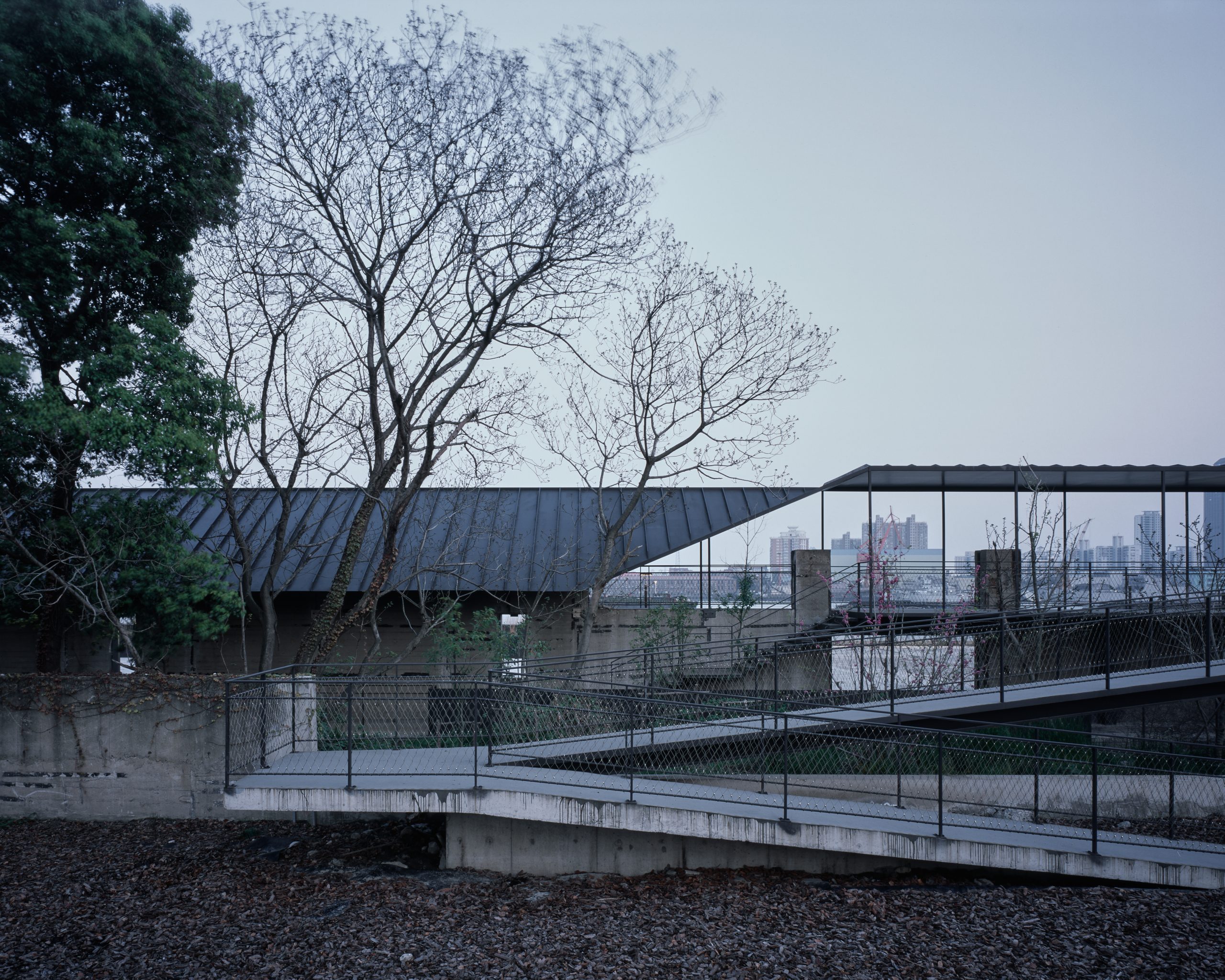 Riverside Passage by Atelier Deshaus, photographed by Chen Hao