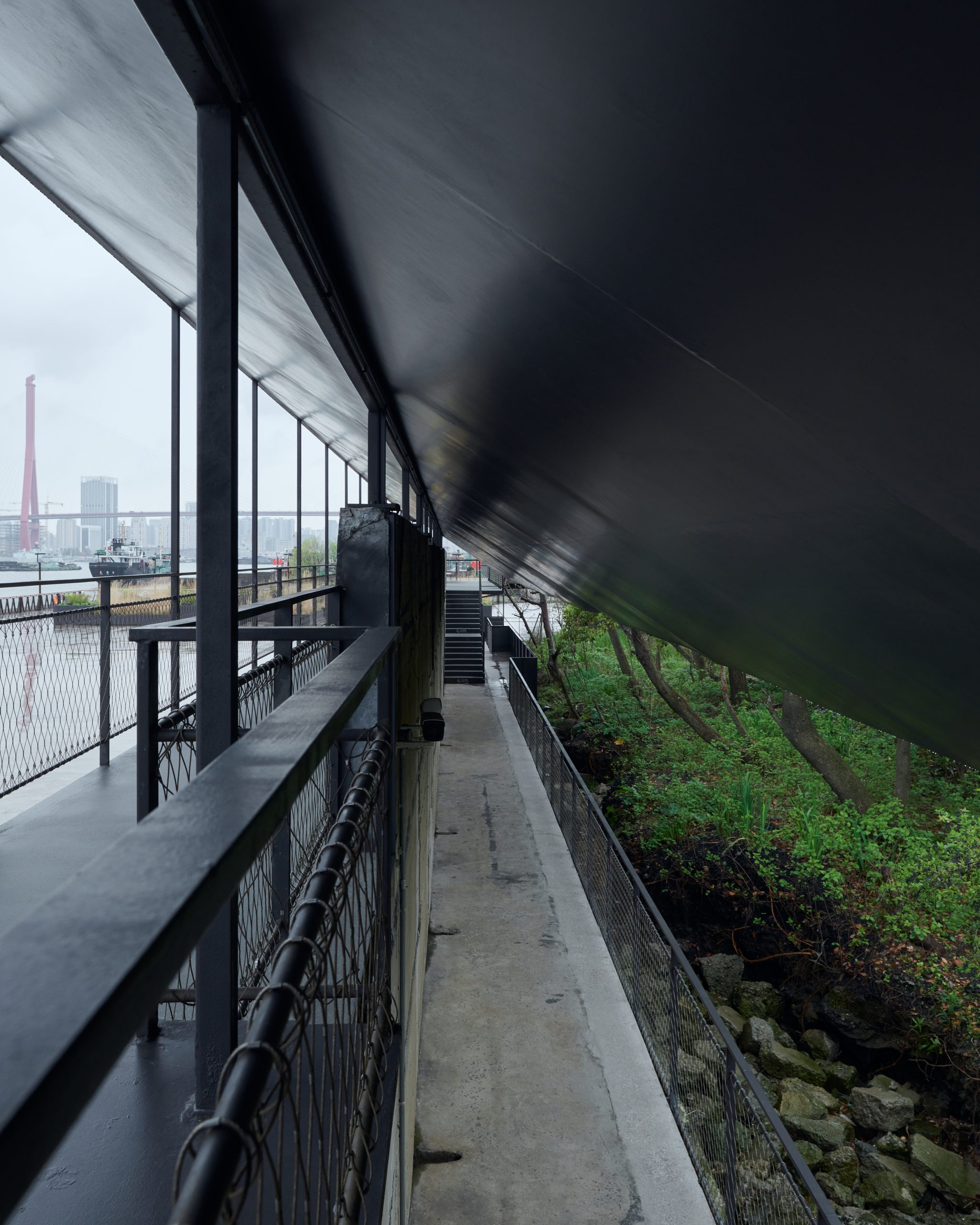 Riverside Passage by Atelier Deshaus, photographed by Chen Hao