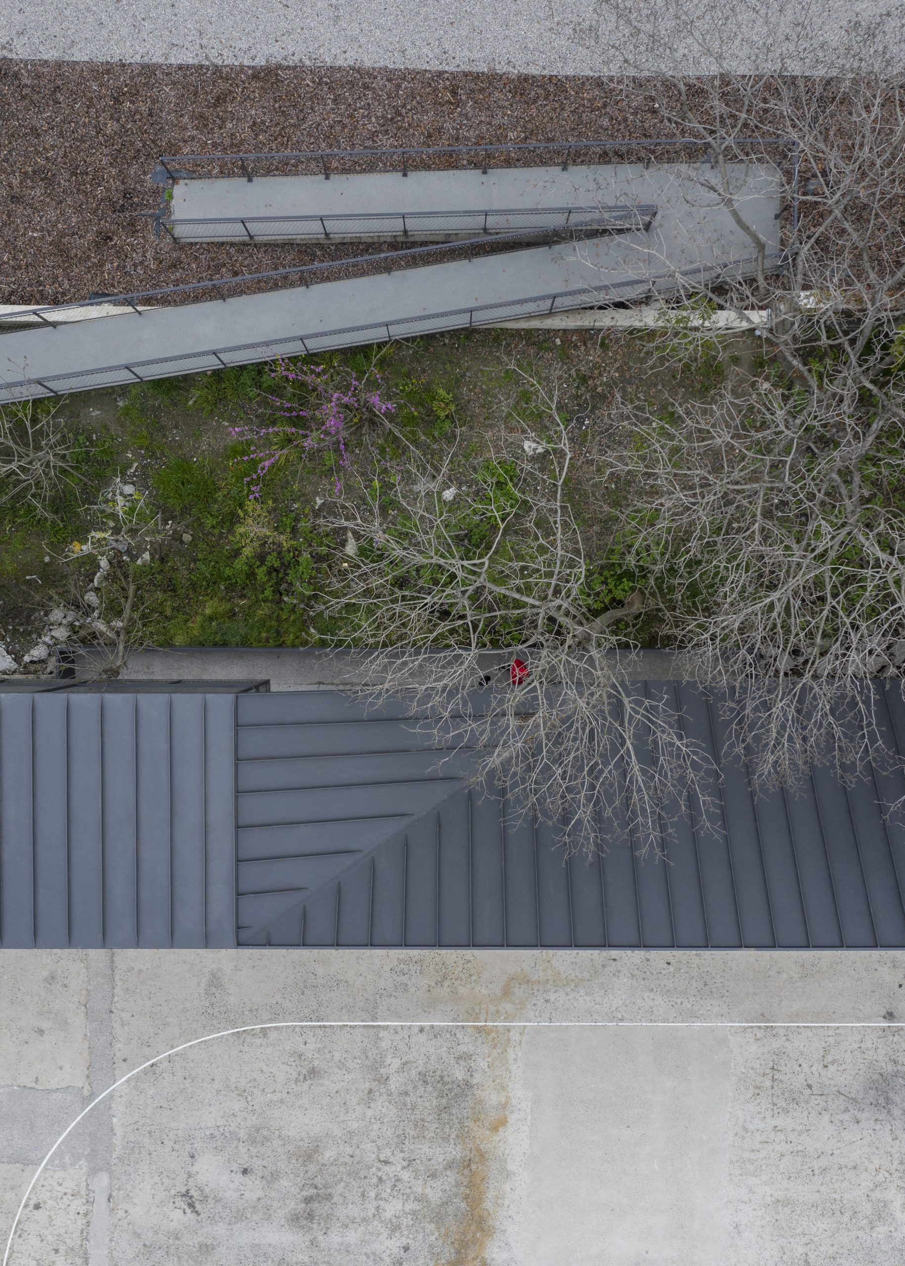 Riverside Passage by Atelier Deshaus, photographed by Tian Fangfang