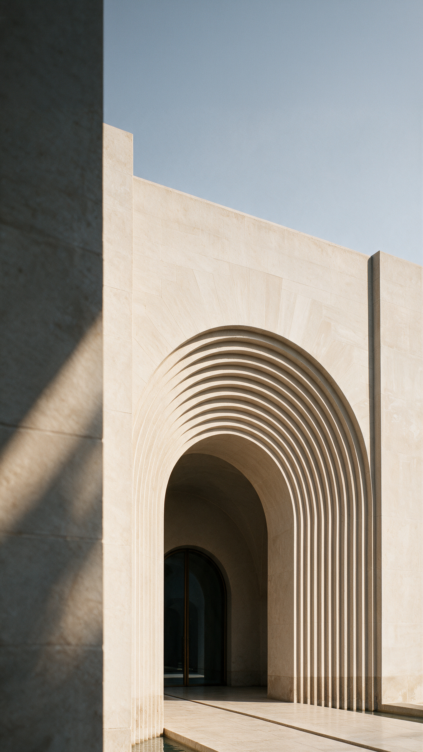Museum of Contemporary Art Riyadh, arch and wall