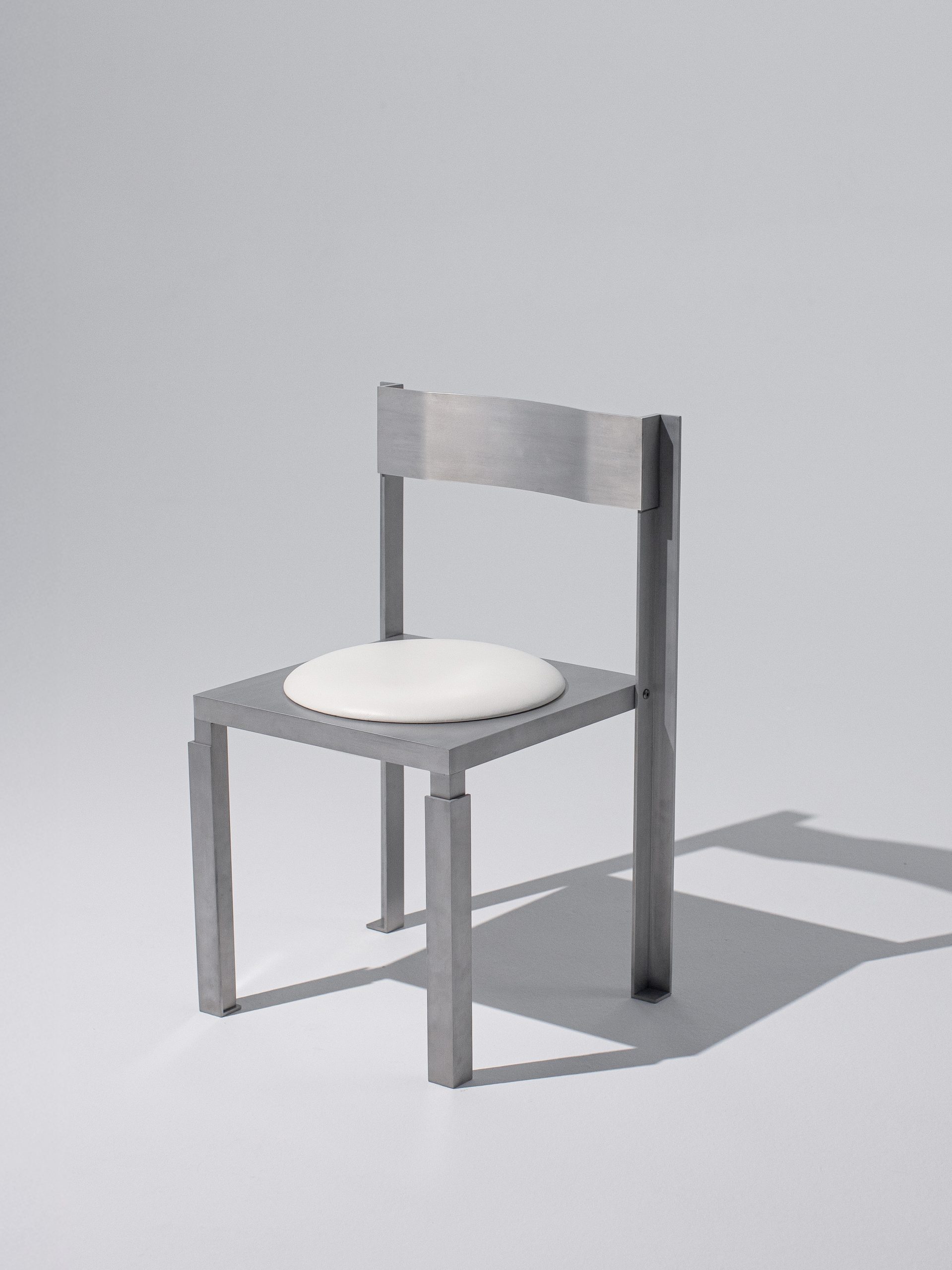 Strut Collection furniture, photograph 03