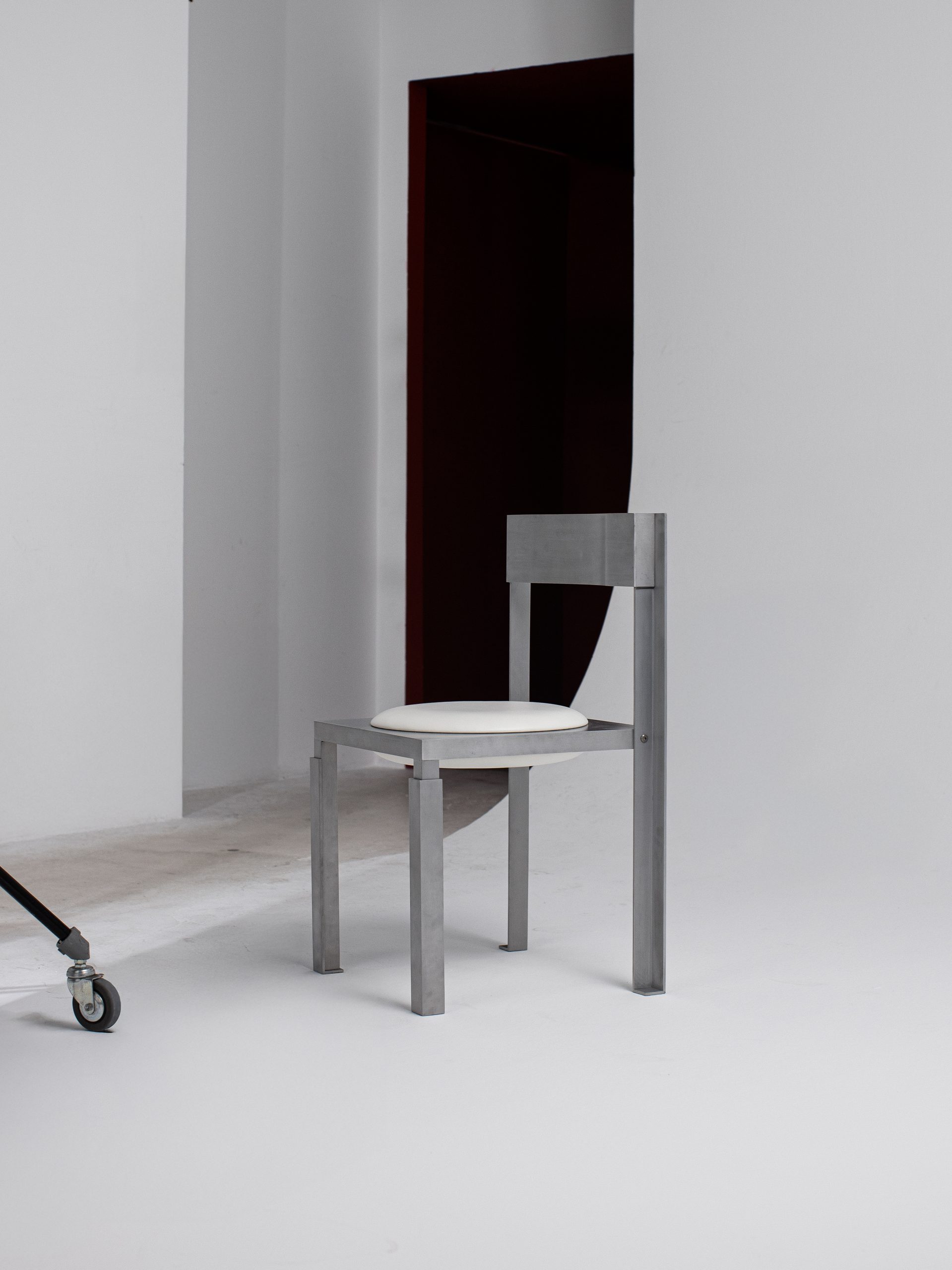 Strut Collection furniture, photograph 05