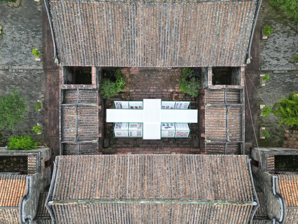 Aerial view of the green cross-shaped Haogang Ji exhibition in the Su Clan Ancestral Hall