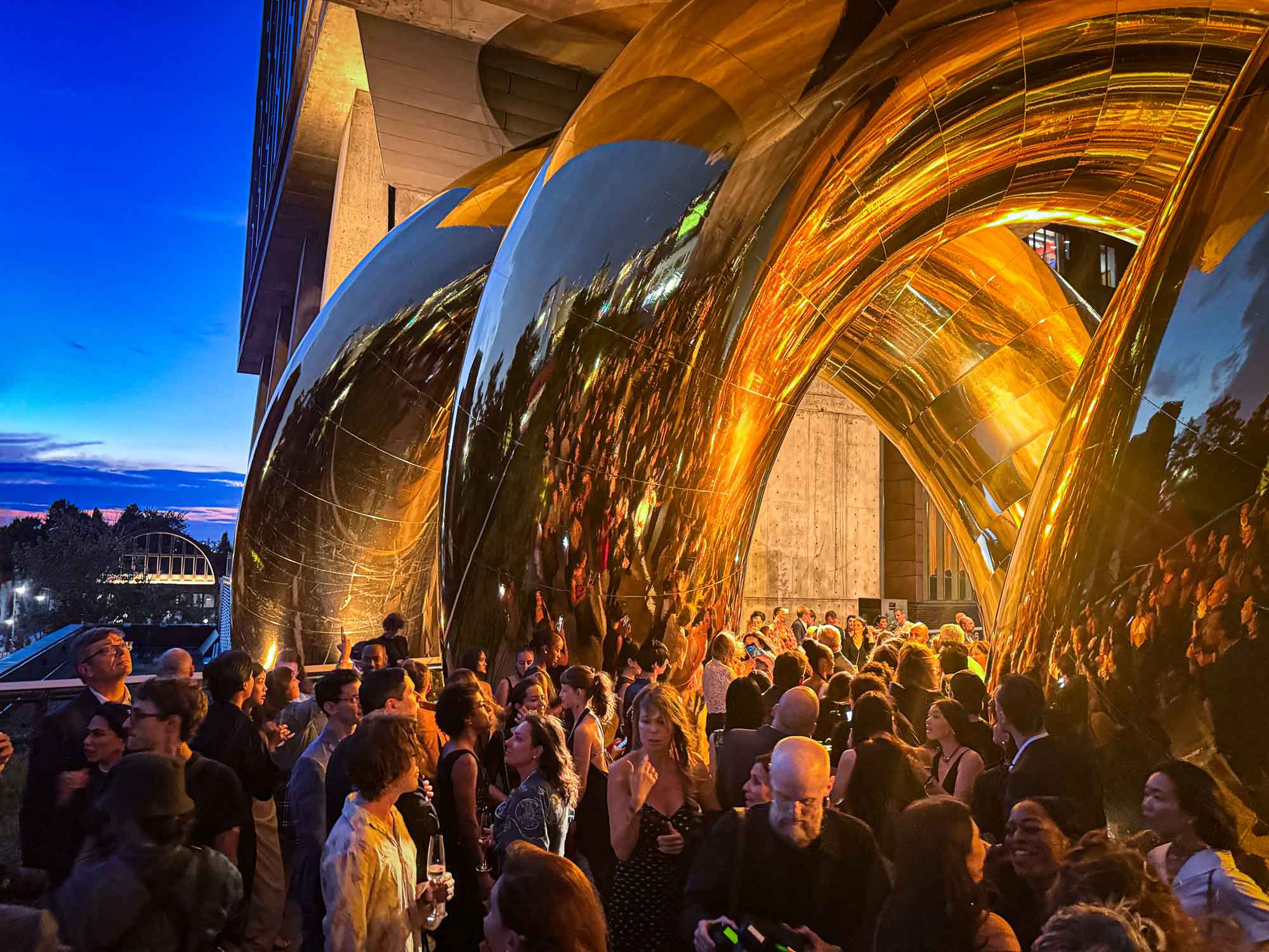 auruBOROS by Plastique Fantastique on the High Line