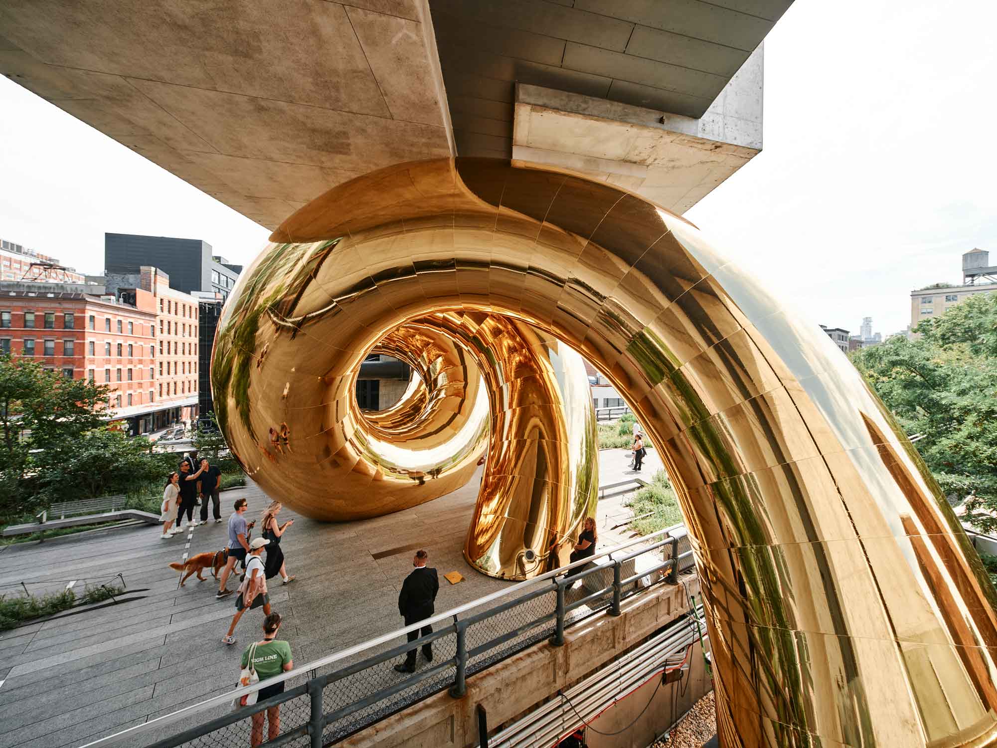 auruBOROS by Plastique Fantastique on the High Line