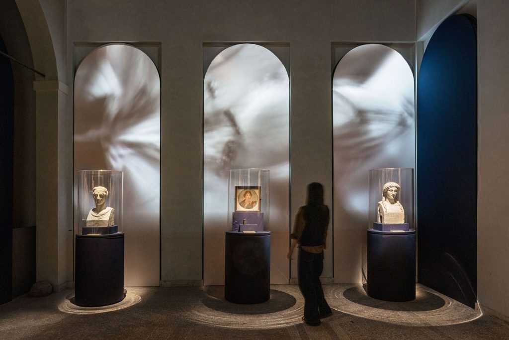 Sappho exhibition design by Alvisi Kirimoto at the Farnese Aviaries