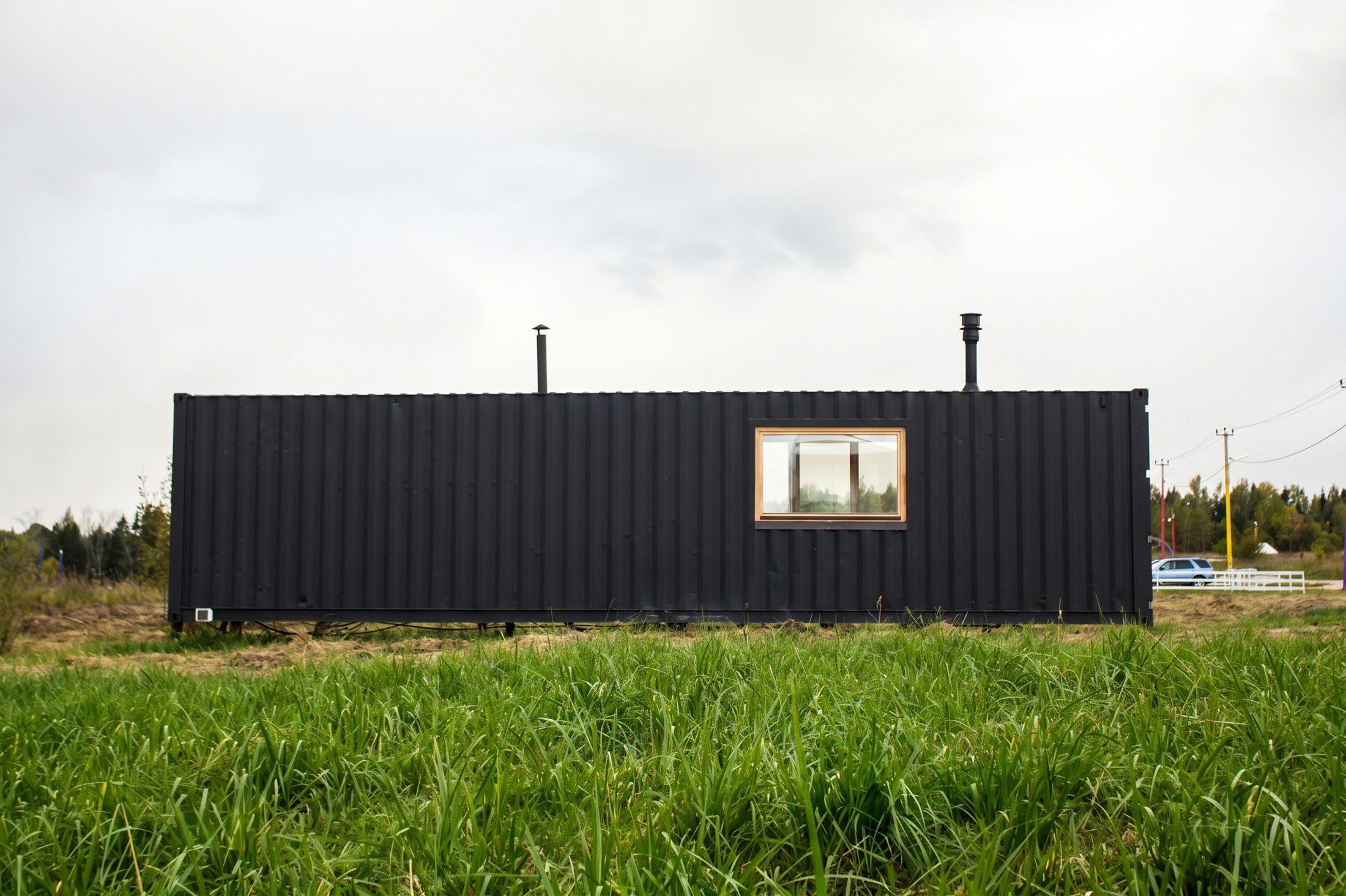 Long side elevation of the Flacon Cargo Module
