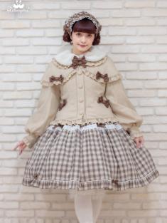 メタモルフォーゼ ファー襟付きフリルリボンマント 最終お値下 メタモルフォーゼ ファー襟付きフリルリボンマント 最終お値下 No.907