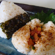 「これってキムバブ（韓国風海苔巻き？？）な　めちゃウマ韓流おにぎり♪」入賞は北海道虎杖浜産たらこ★あなたのおにぎり中身拝見コンテスト【北海道あじらく】の投稿画像