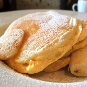 「【bills】七里ヶ浜の名店「bills（ビルズ）」発　“世界一のパンケーキ”」＜ホワイトデー企画＞これをあげれば間違いなし!?甘党男子おススメスイーツの投稿画像