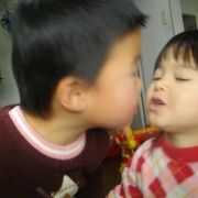 「初キッスが。。。」パチリで応募☆「楽しい瞬間」フォトコンテストで人気黒ひげ危機100発を当てよう！の投稿画像